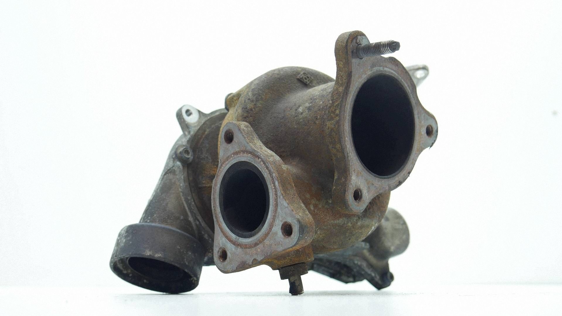 Turboahdin Mercedes A W176 2.2 CDI A6510900586
