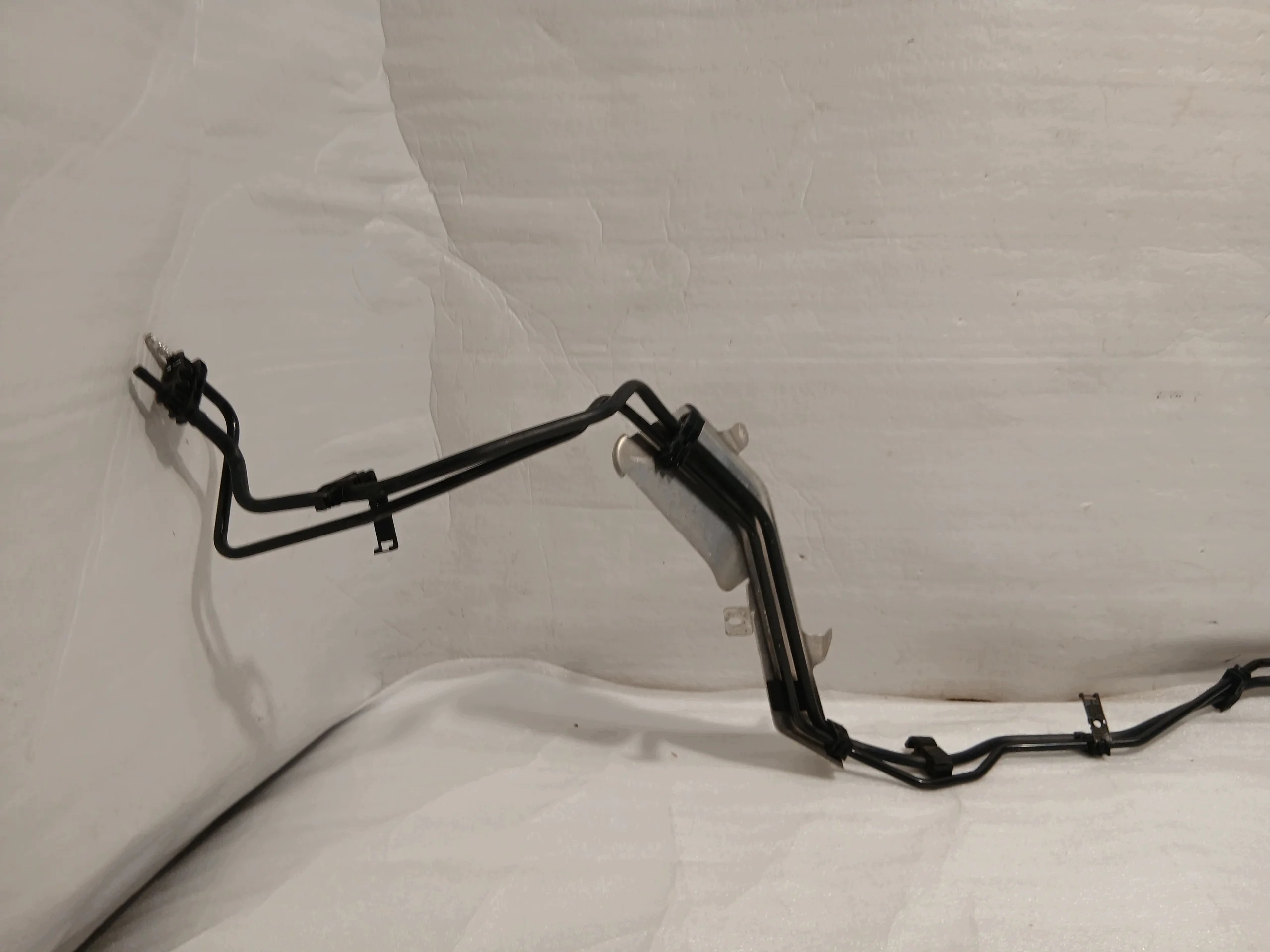 Polttoaineletkut Audi A4 B9 LIFT 8W0201991P