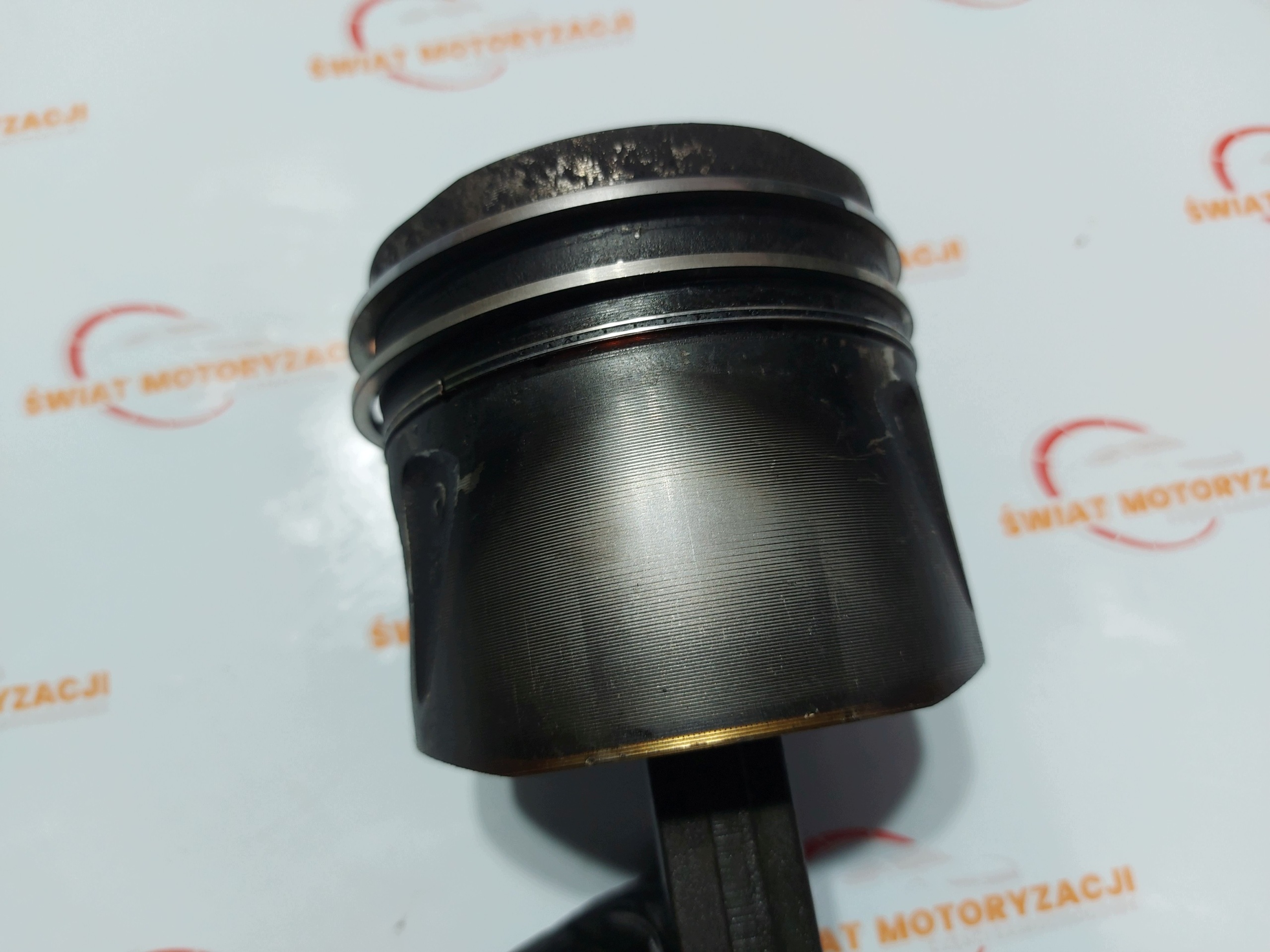 MERCEDES E300 2.2 CDI 651924 mäntä ja kiertokanki