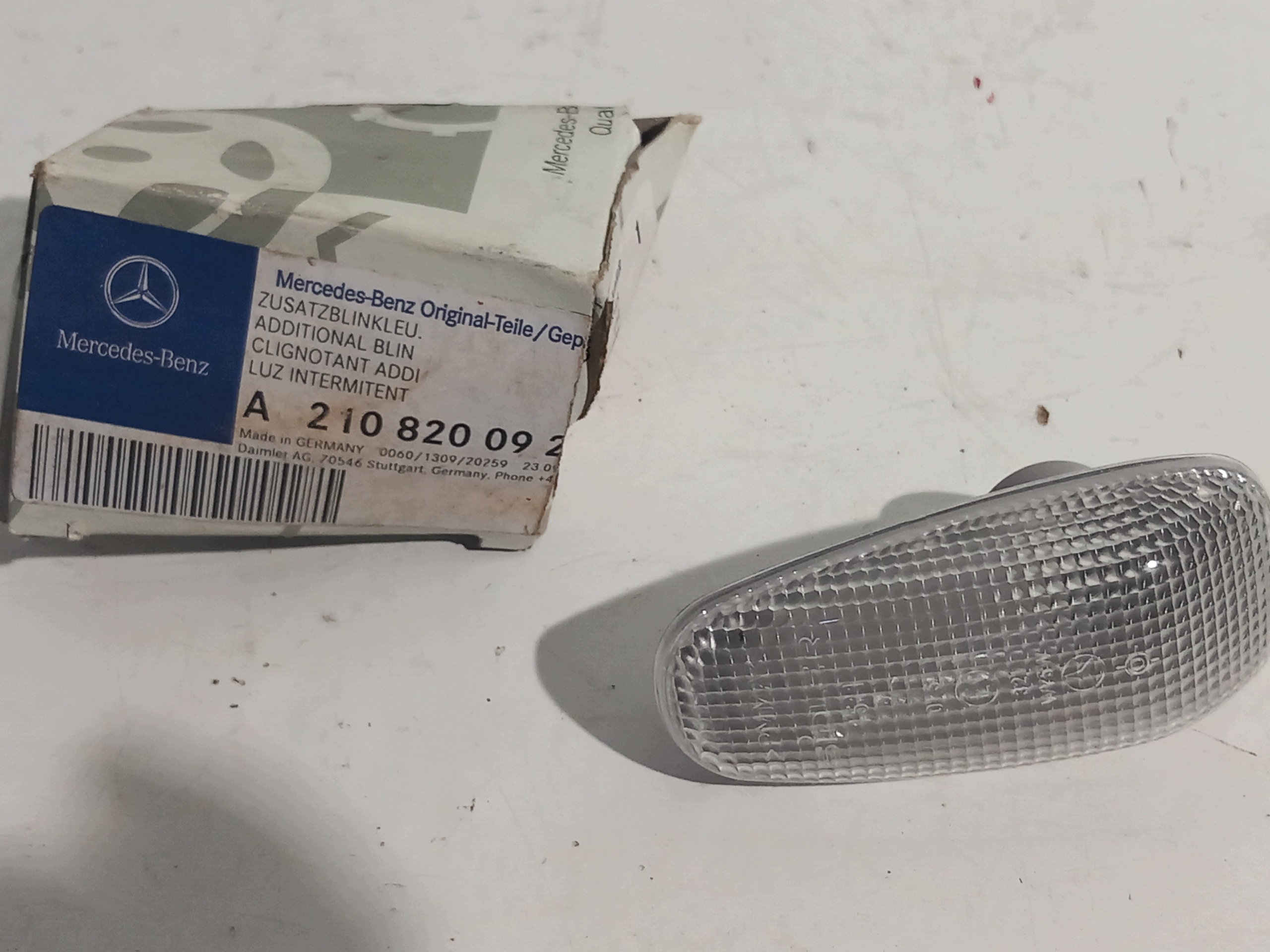 THE WHITE MERCEDES SIDE DIRECTION W210 W208 R170 A2108200921 ORIGINAL OEM