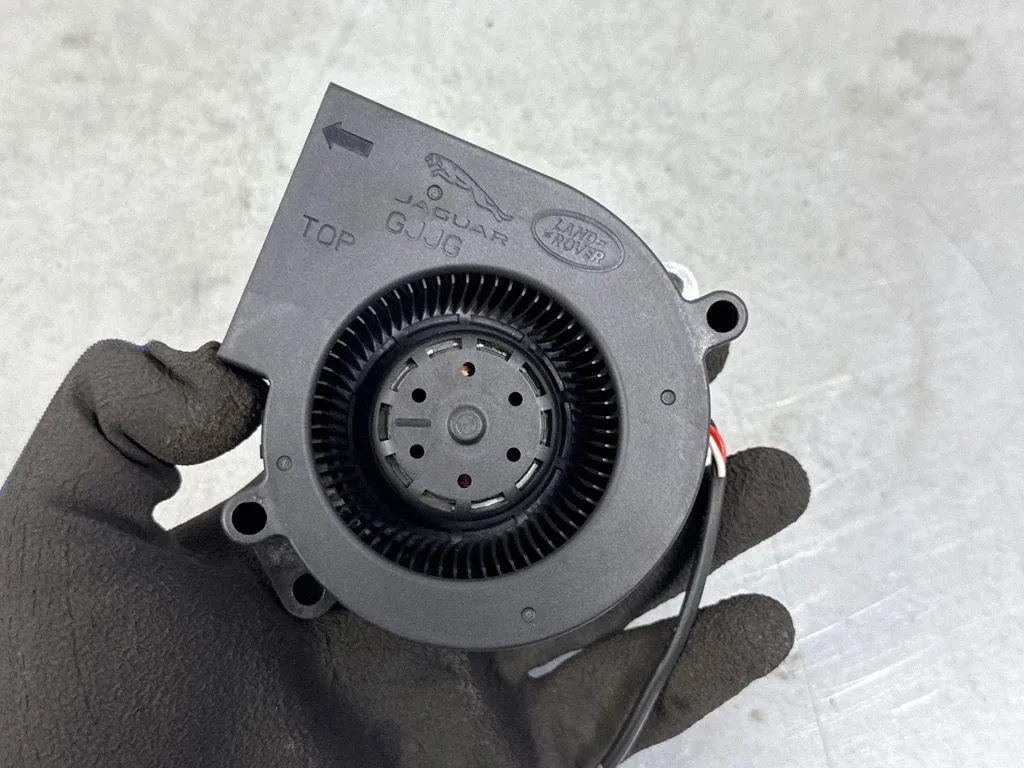 Ventilateur de radiateur Range Rover Velar 3.0L image 4