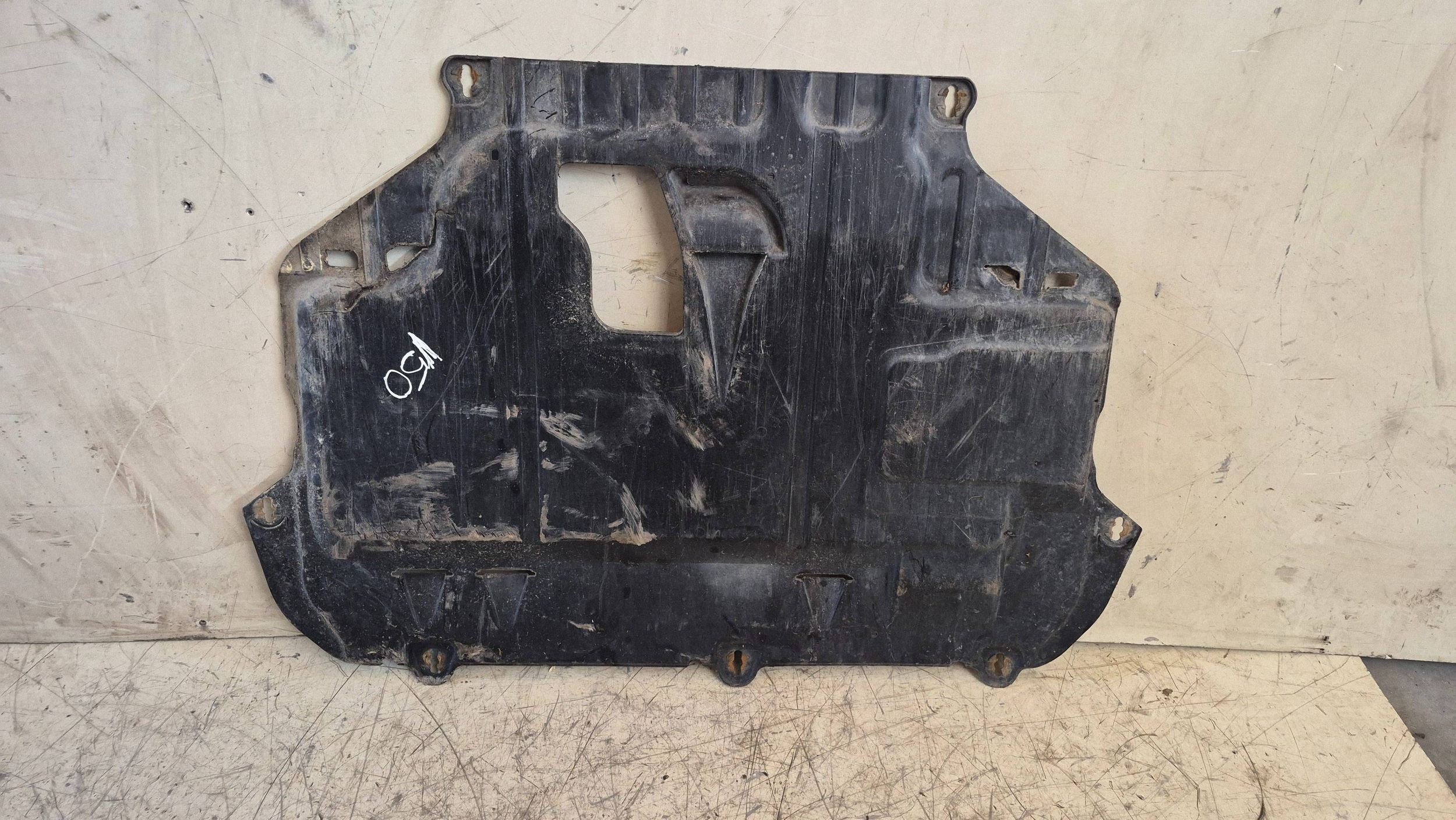 Capa do motor Volvo V50 S40 OEM XRA7130 image 2