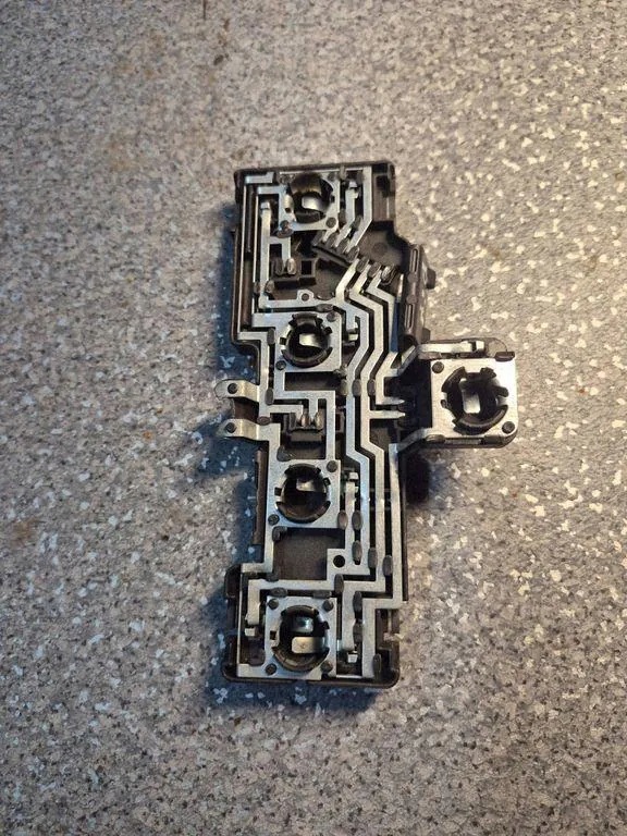 Cache de phare avant VW Passat Variant B5 (3B6) 392670R image 2
