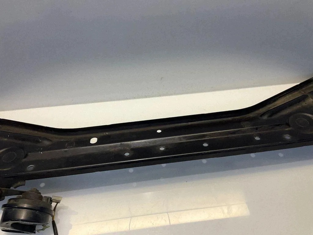 Parte Superior do Cinto Diant. Mercedes CLS C219 2196200916 image 3