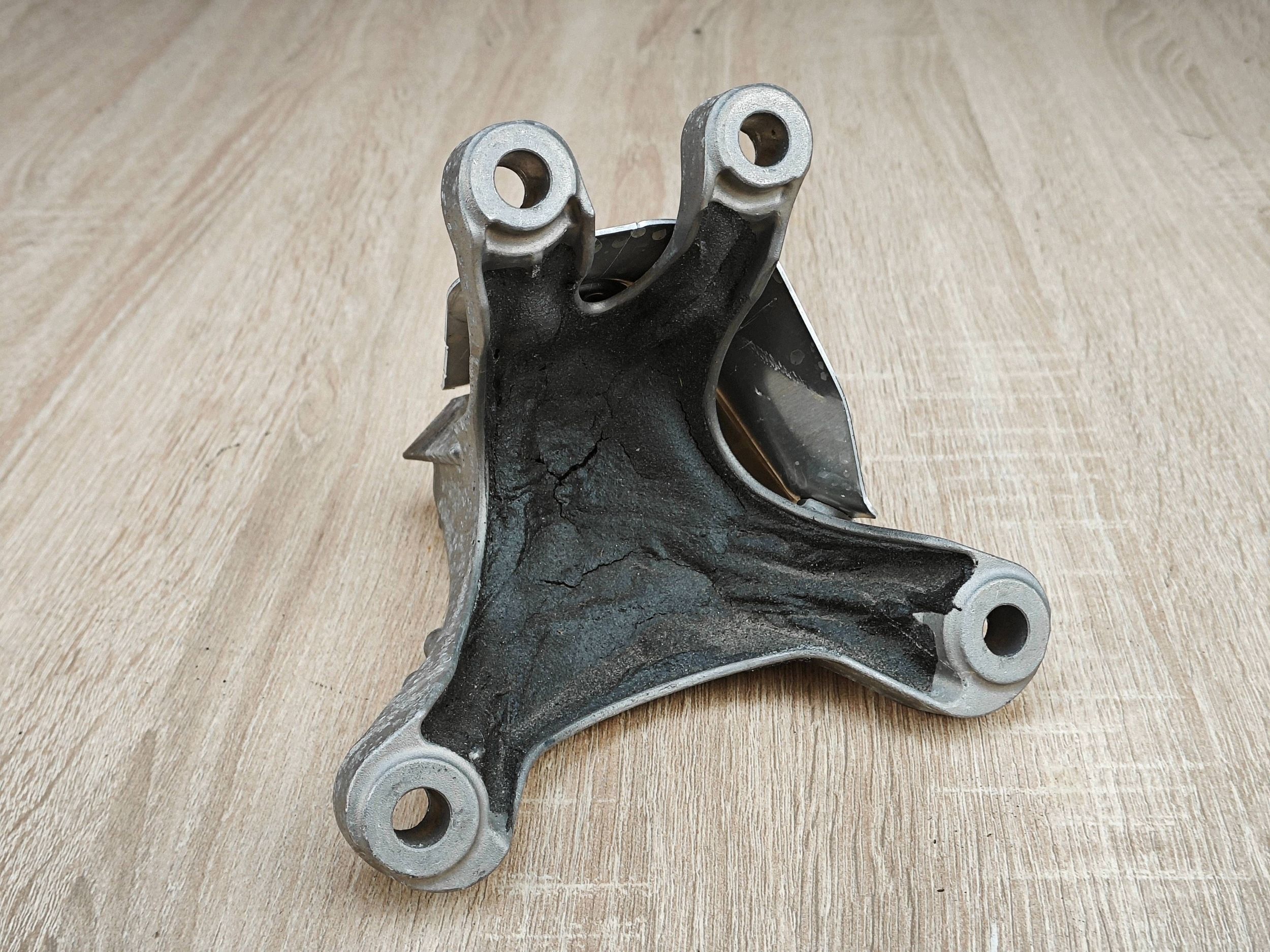 Support moteur BMW G01 G02 8743652 image 3