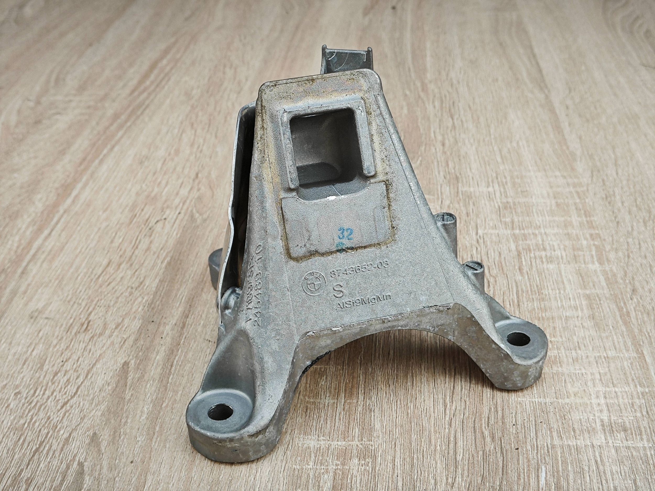 Support moteur BMW G01 G02 8743652 image 4
