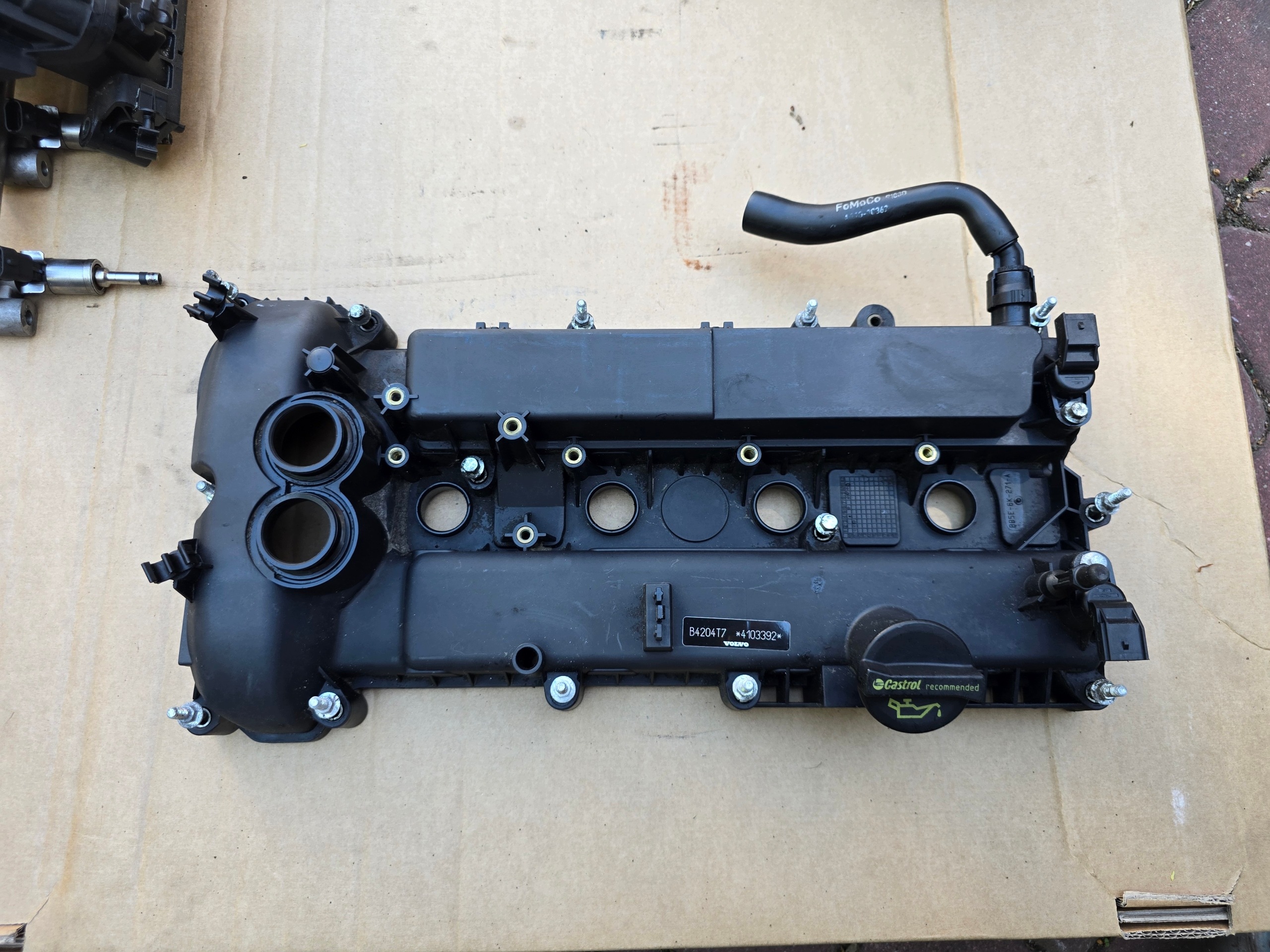 Couvre-culasse Volvo Ford 2.0T EcoBoost BB5E-6K271-A image 2