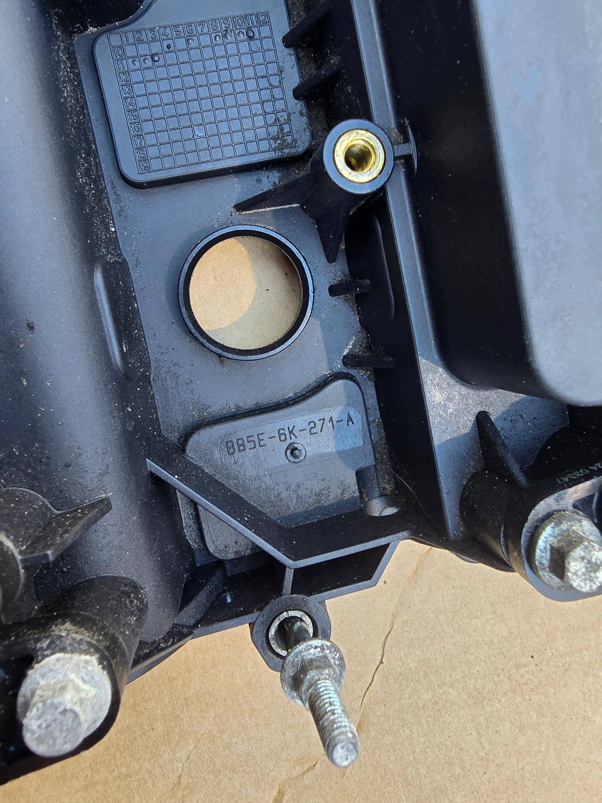 Couvre-culasse Volvo Ford 2.0T EcoBoost BB5E-6K271-A image 3