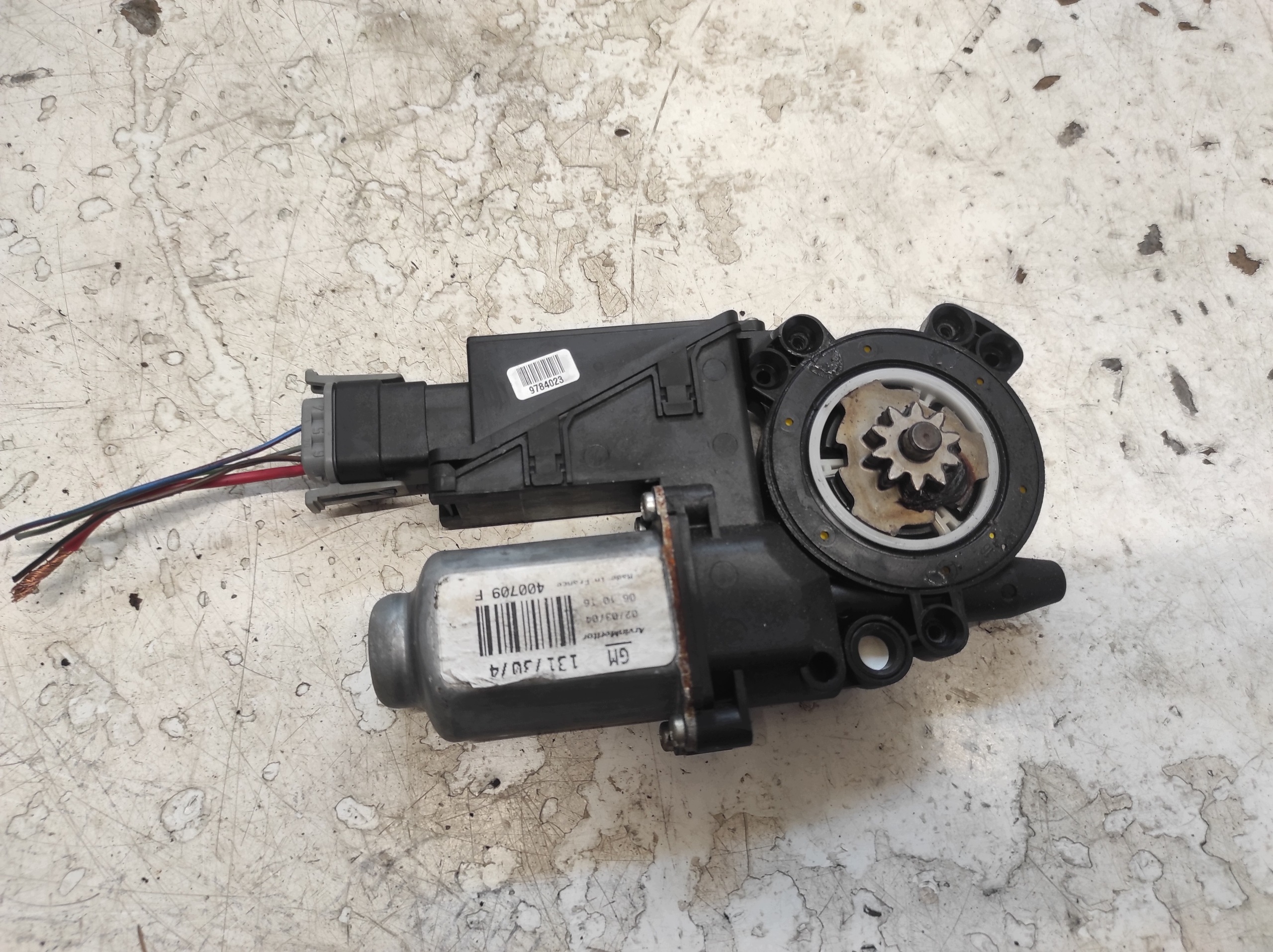 Motor elevalunas Opel Corsa C 03 derecho image 3