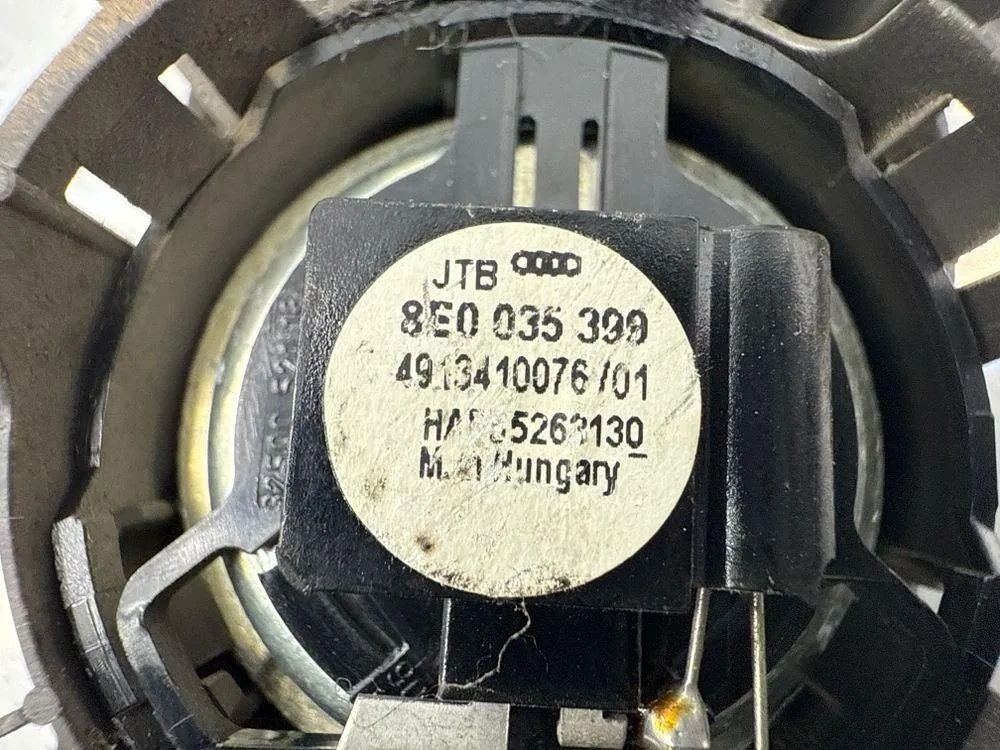 Altavoz puerta trasera izquierda Audi A4 B6 4913410076 image 6