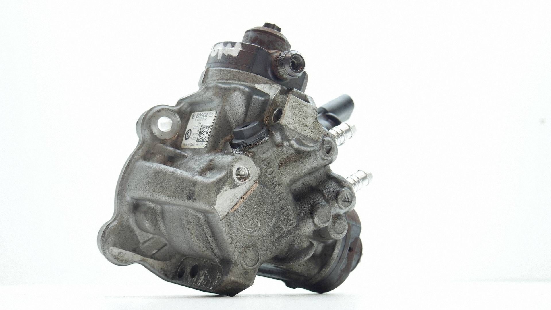 Pompe à injection BMW E70 E71 3.0 D 8508151 image 3