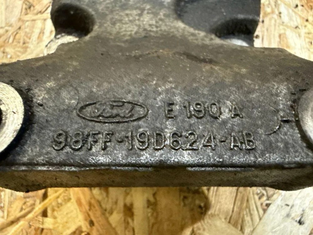 Support moteur gauche Ford Focus Turnier 1.8 TDCi 85kW image 5