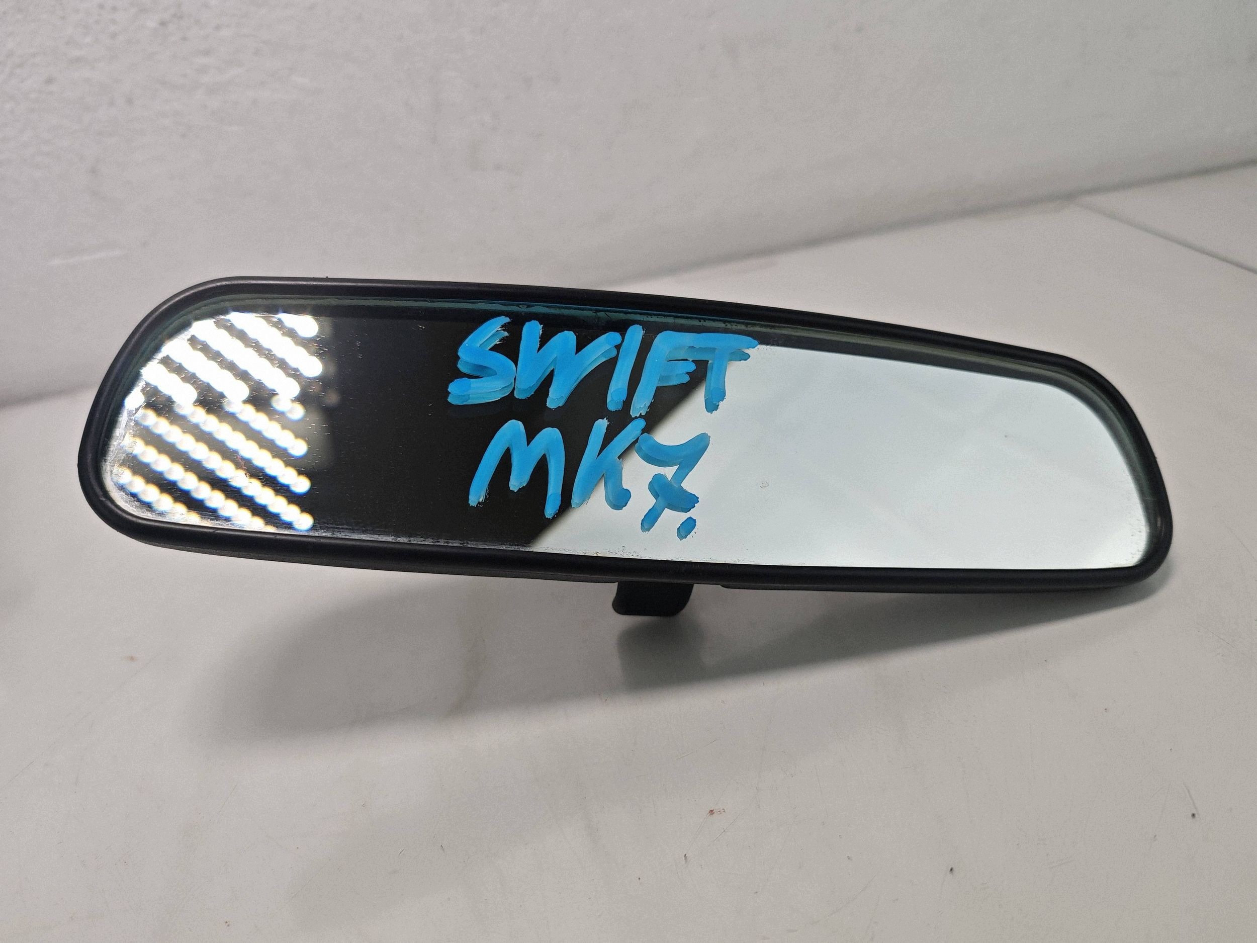 Retrovisor Suzuki Swift MK VII usado image 3