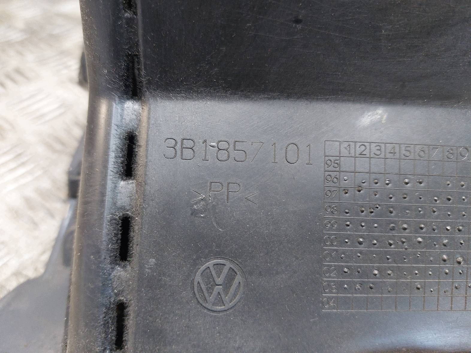 Boîte à gants VW Passat B5 FL 3B1857101 image 4