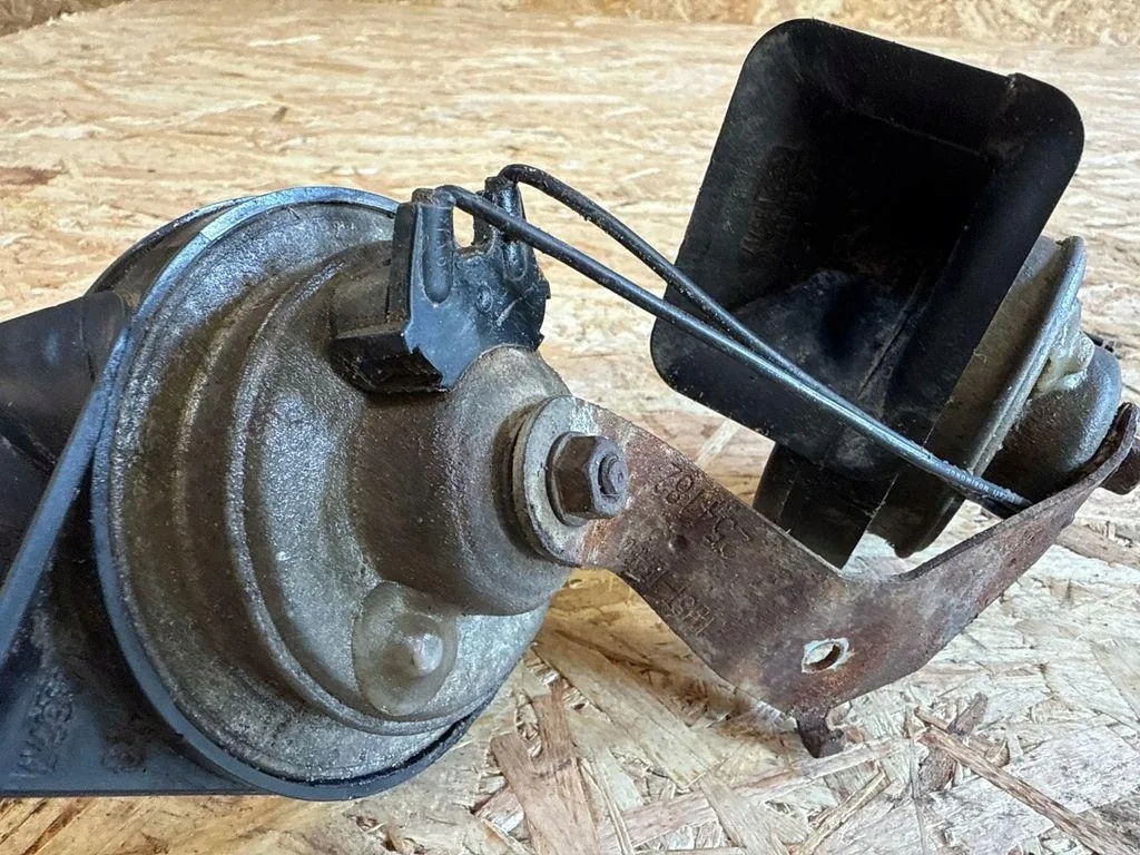 Klakson Ford Focus 2001 – OEM E35717 image 5