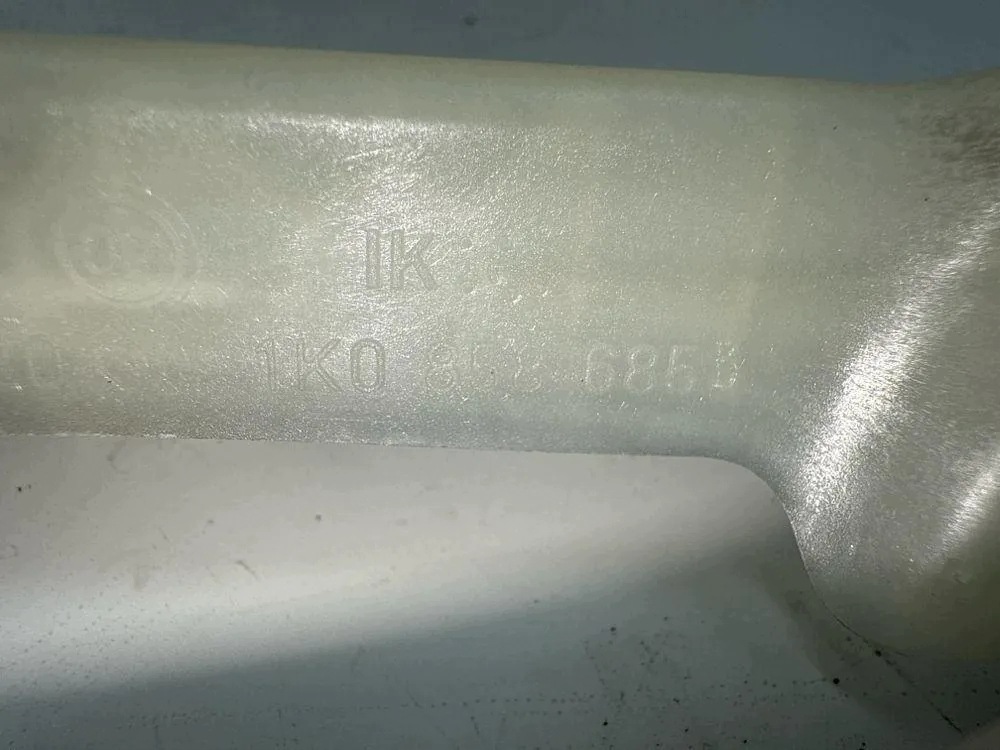 Maçaneta Teto Passat B6 Usada OEM 1K0858685B image 8