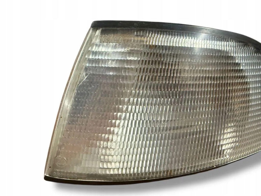 Audi A4 S4 B5 8D 1996 Forward direction indicator image 3