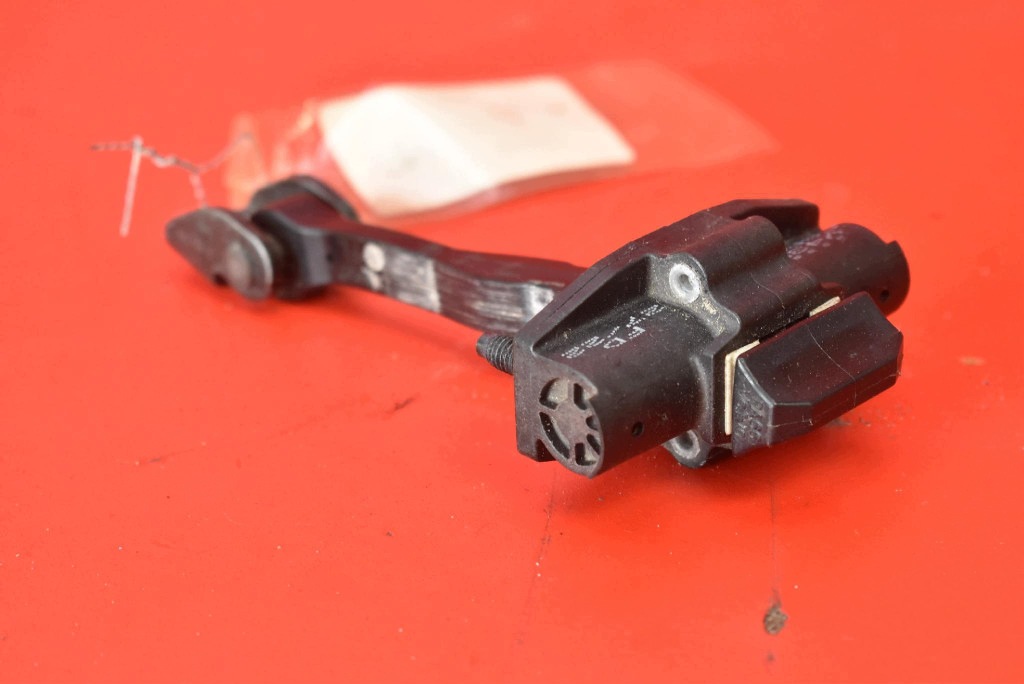 Dörrstopp Vänster Fram Volvo V60 II 31479059 image 3