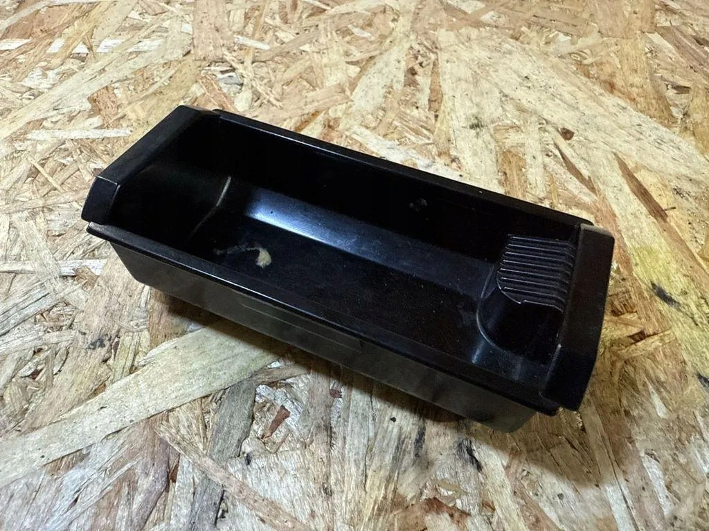 Cendrier tableau de bord VW Golf IV 2000 OEM 1J0857335A image 2