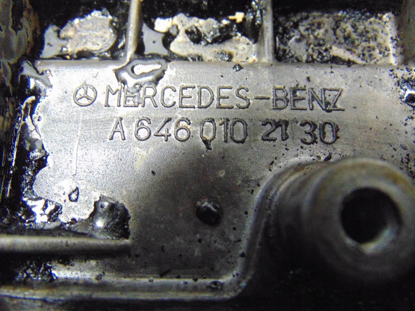 Couvre-culasse Mercedes Sprinter 906 2.2 CDI OEM A6460102130 image 8