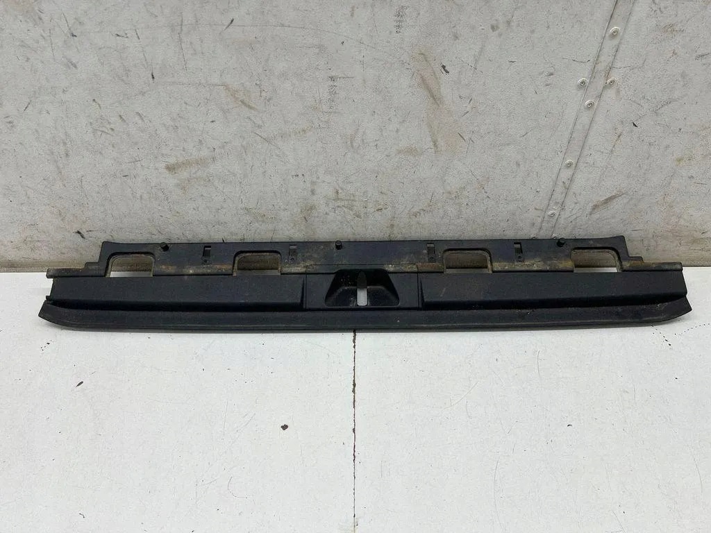 Zierleiste Kofferraum Land Rover Discovery V L462 OEM HY32425A92BAW image 2