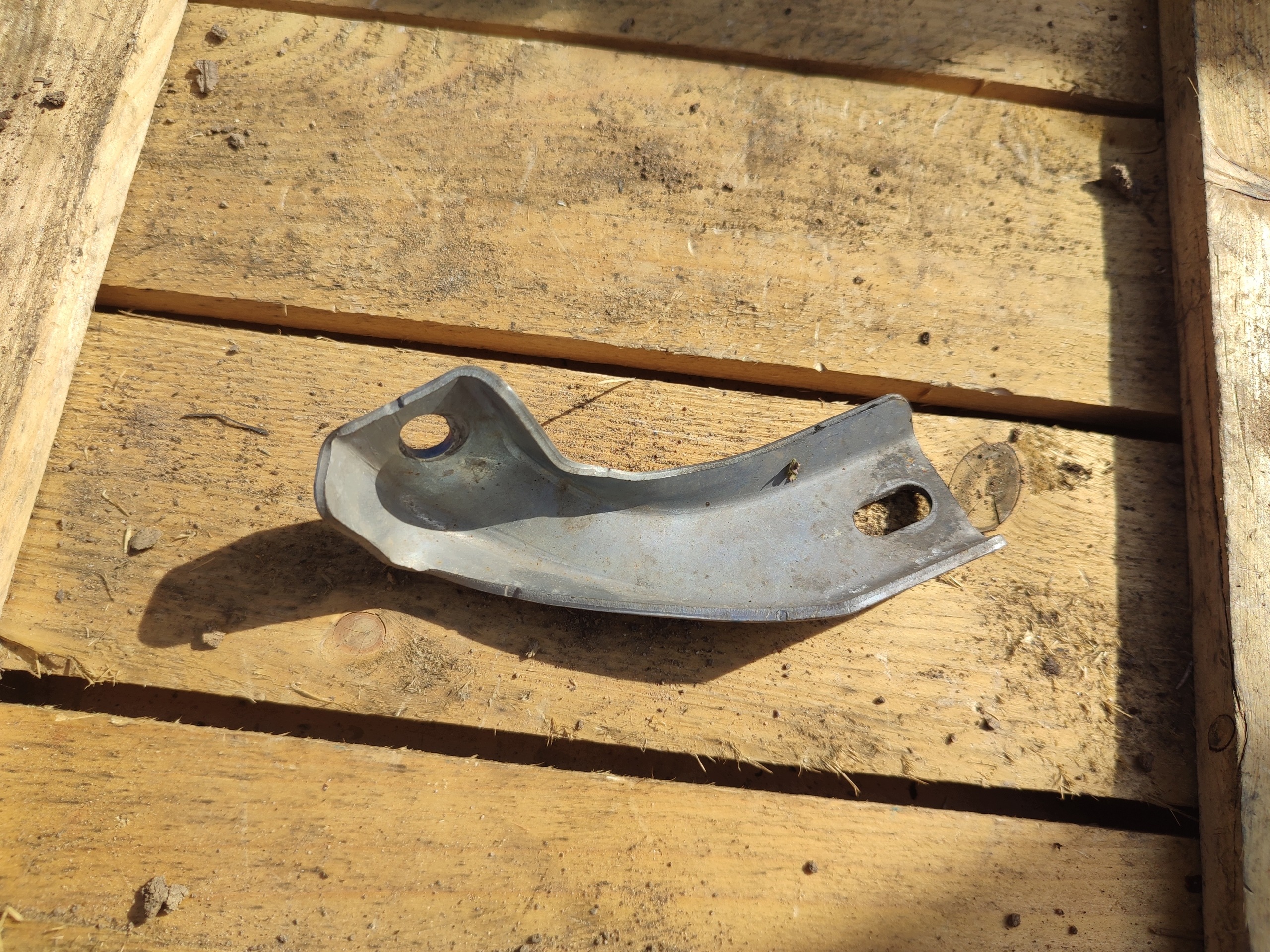 Halterung Filter VW Crafter 2.0 Diesel image 3