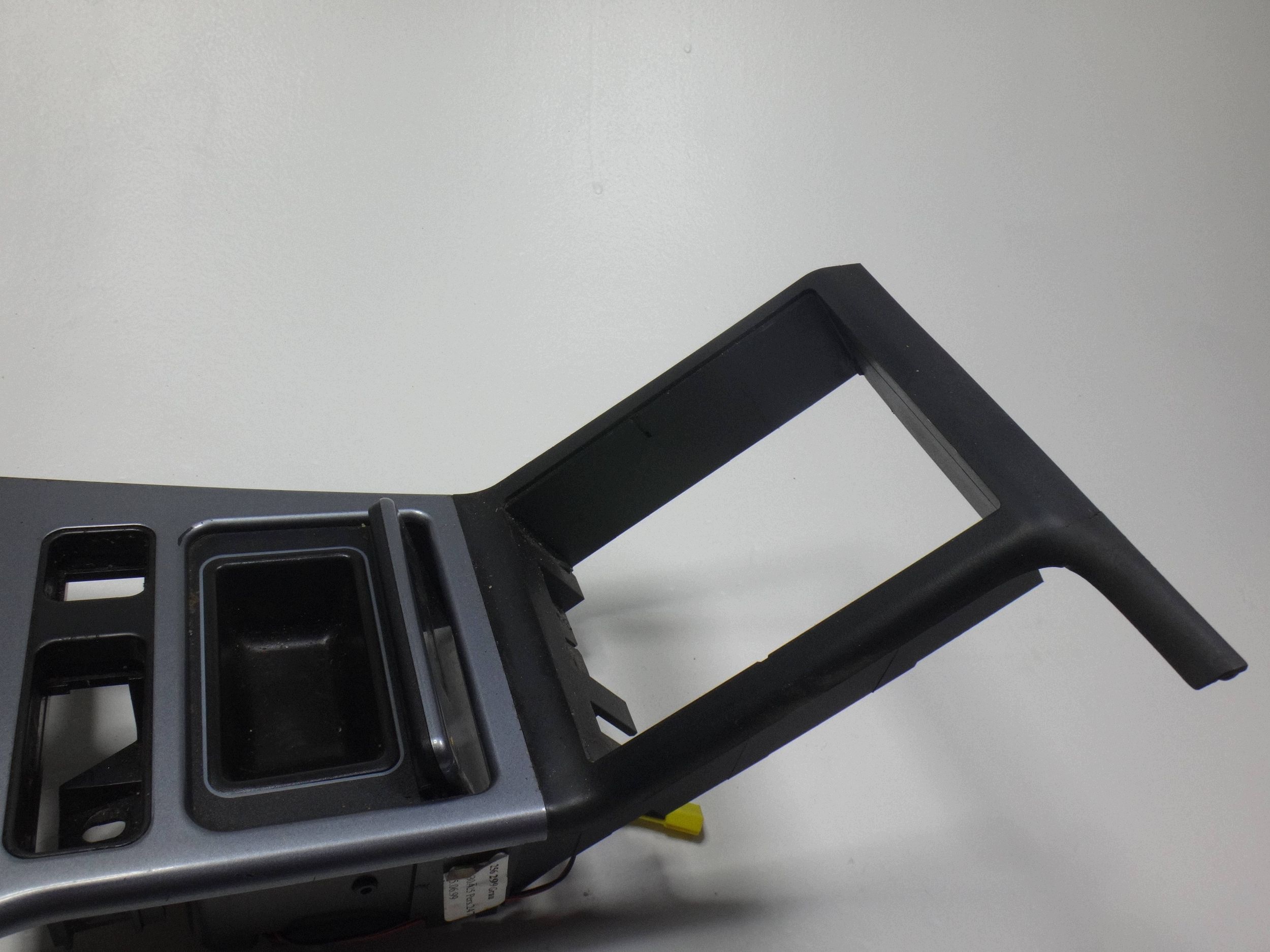 BMW E39 Center Console Trim Frame OEM 8256299 image 4