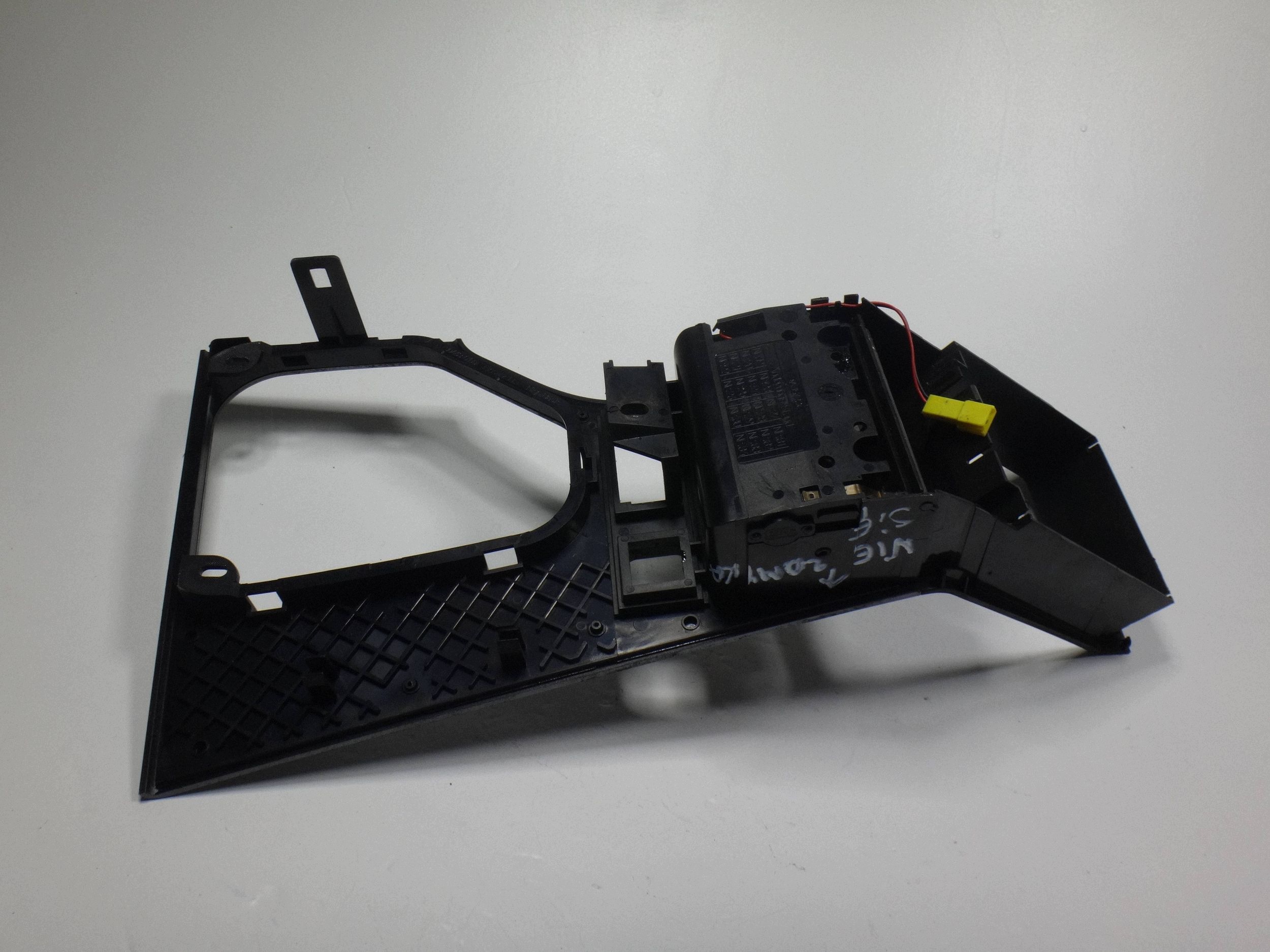 BMW E39 Center Console Trim Frame OEM 8256299 image 8