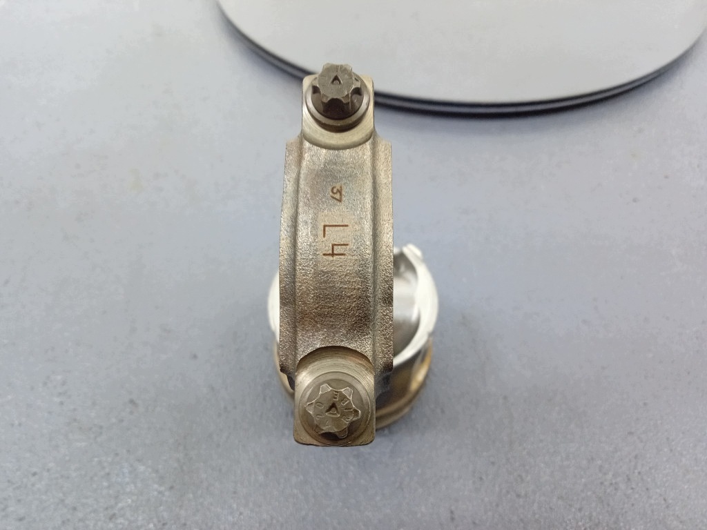 BMW 5 G30 G31 2.0d 190hk B47D20B Kolv vevstake image 5