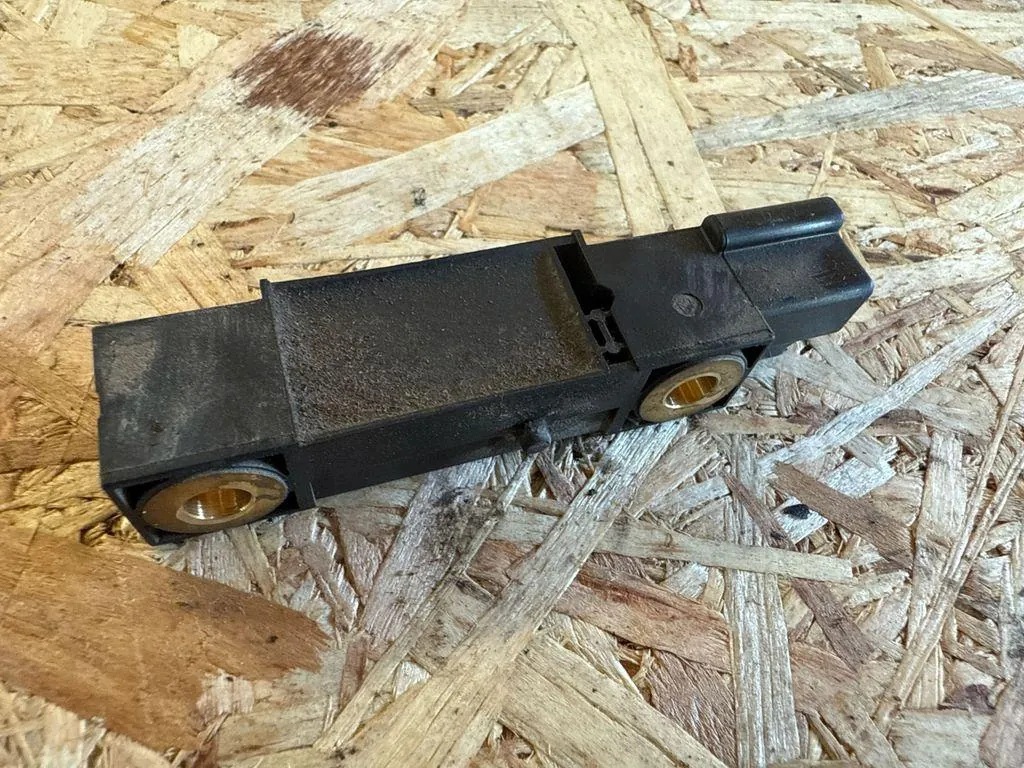 Volvo S60 I airbag crash sensor image 3