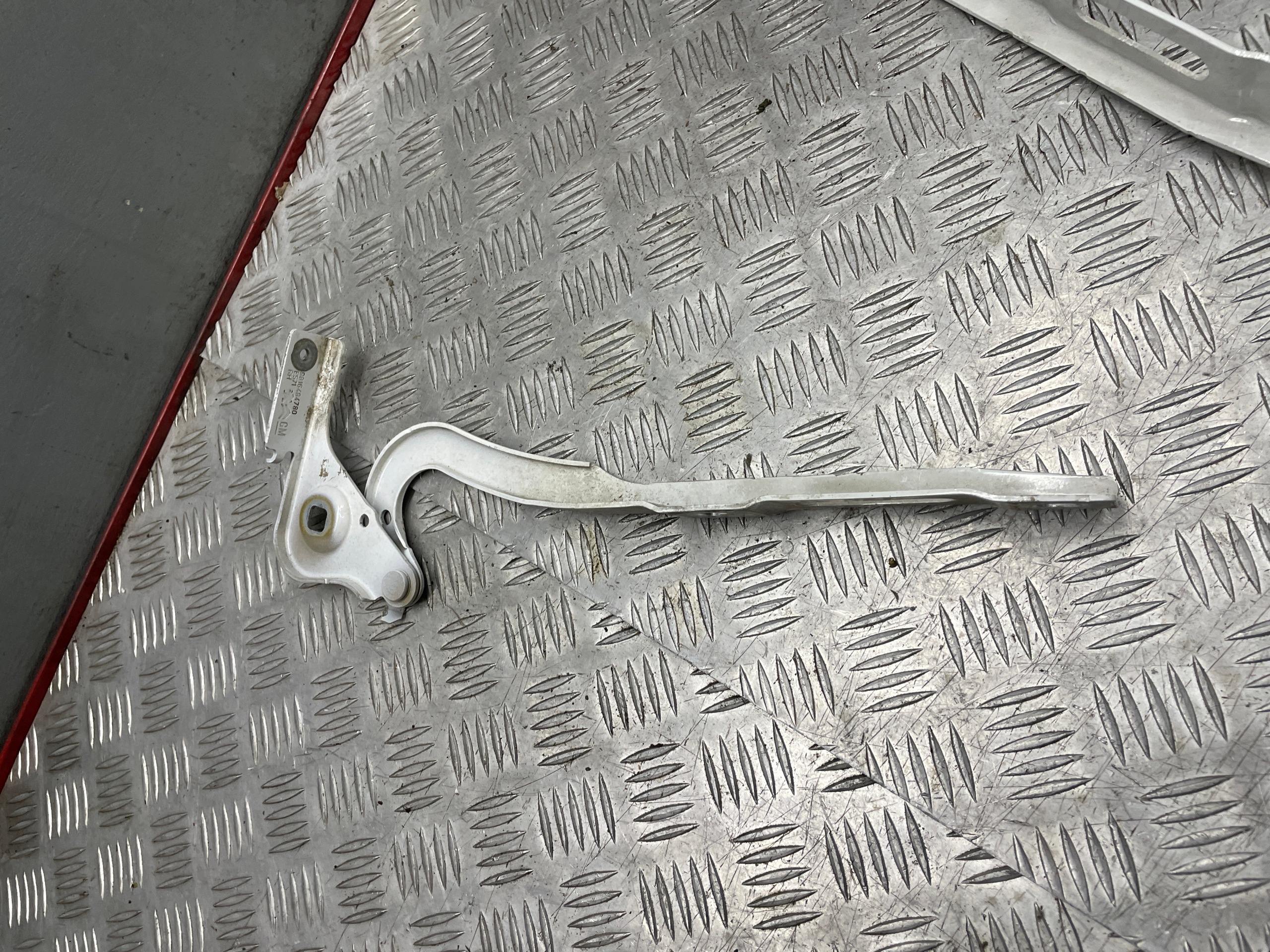 Motorhaubenscharniere Peugeot Partner III / Berlingo III 18- OEM 3765387547647 image 7