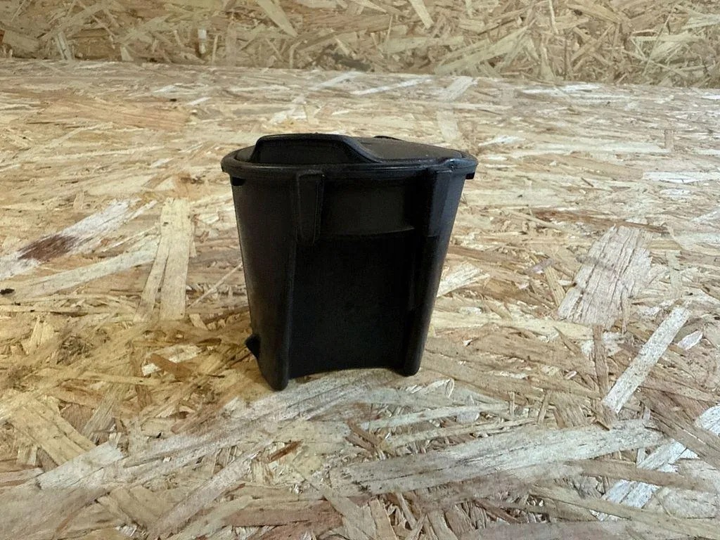 Cinzeiro Dianteiro Volvo S60 2002 OEM 8650463 image 3
