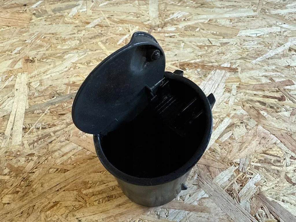 Cinzeiro Dianteiro Volvo S60 2002 OEM 8650463 image 6