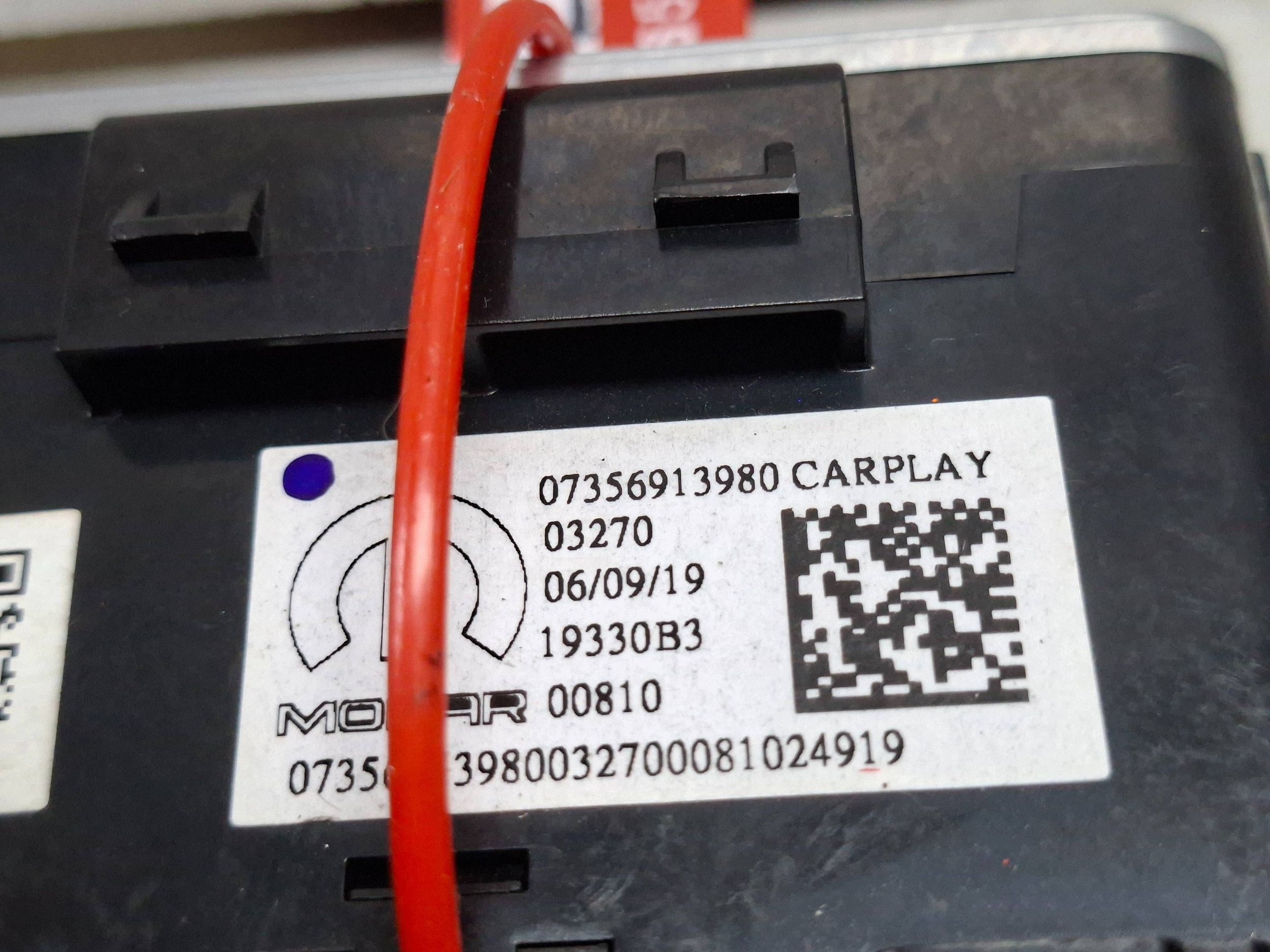 Enchufe USB S27658580 Fiat 500L 2017- image 4