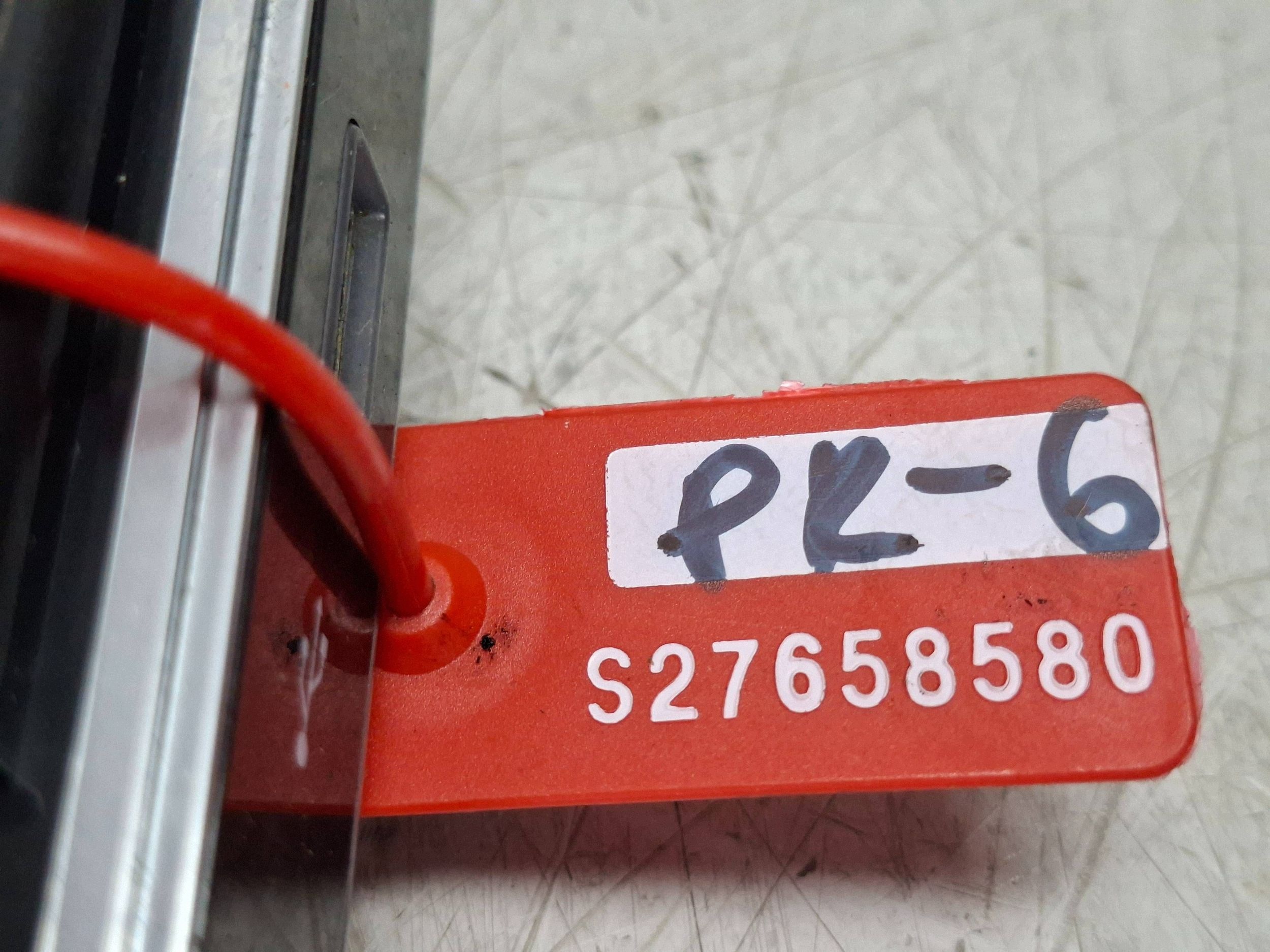 Enchufe USB S27658580 Fiat 500L 2017- image 5