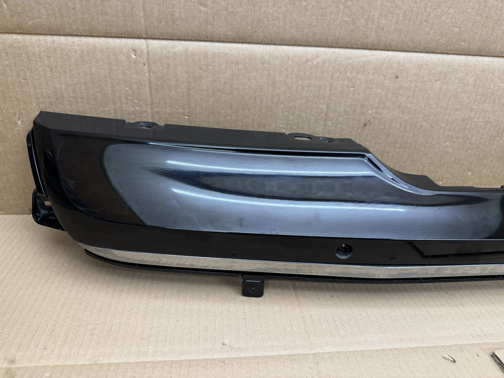 Difusor Traseiro Renault Clio V 5 850B2833R image 3