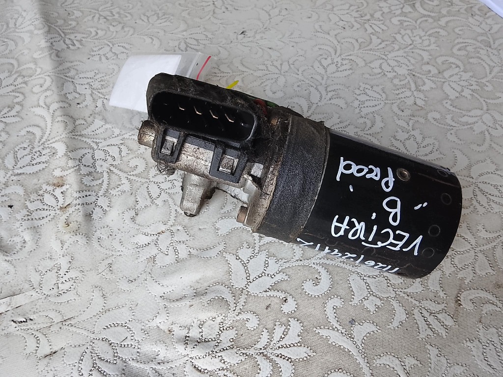 Tuulilasinpyyhkijän moottori Opel Vectra B