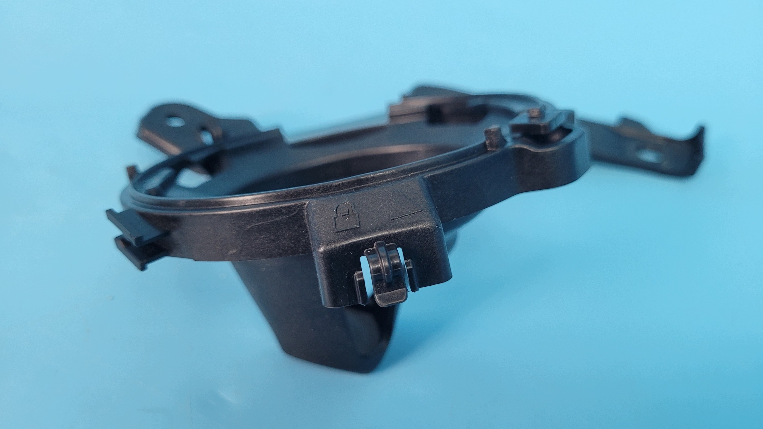 Soporte Altavoz Mercedes W254 GLC 300de A2545453800 image 10
