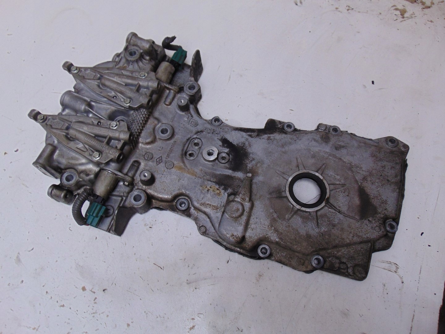 Carter de distribution Renault Dacia Nissan 1.2 TCE 135020196R image 3