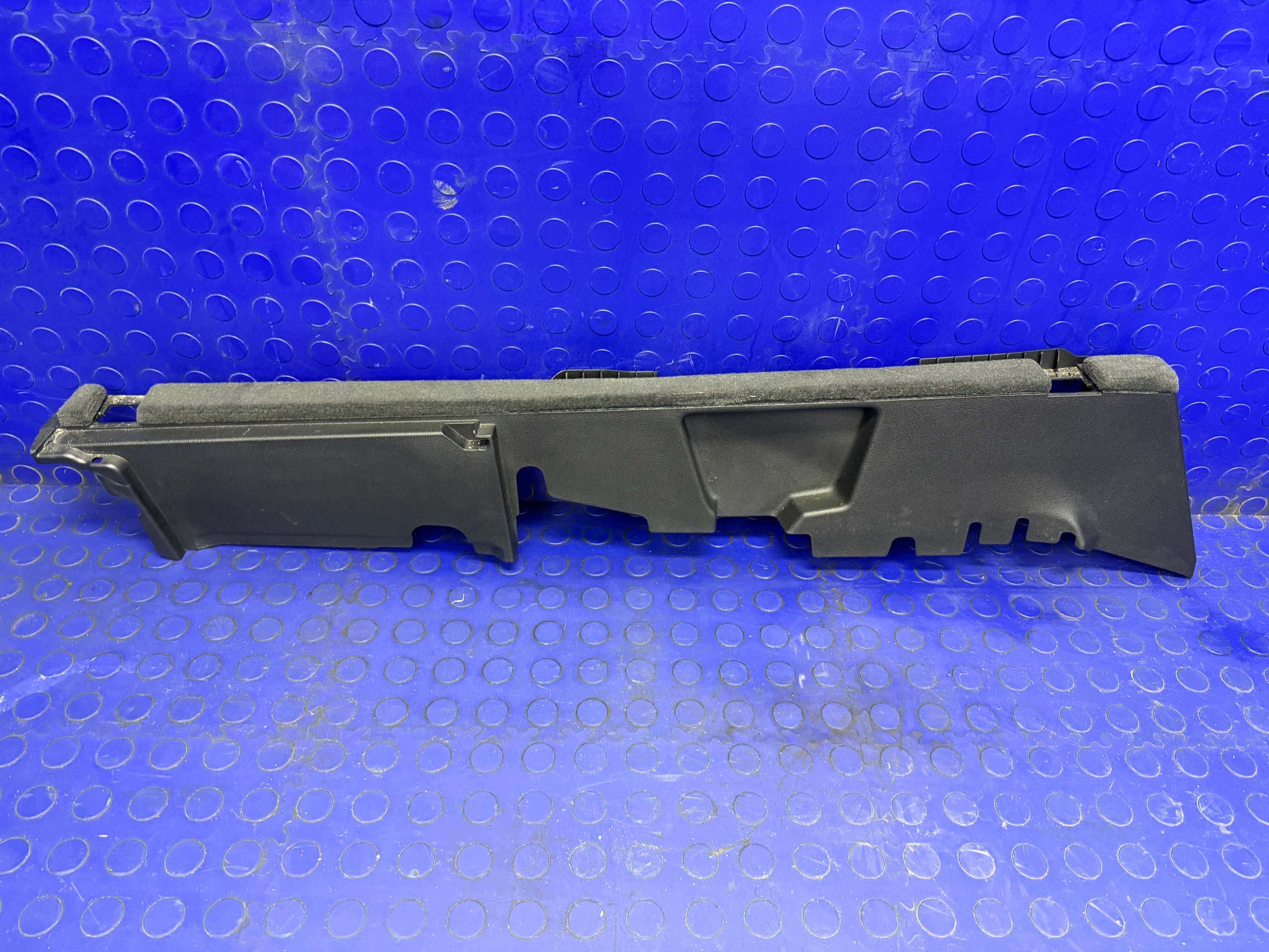 Support plancher coffre gauche Audi Q7 4M image 2
