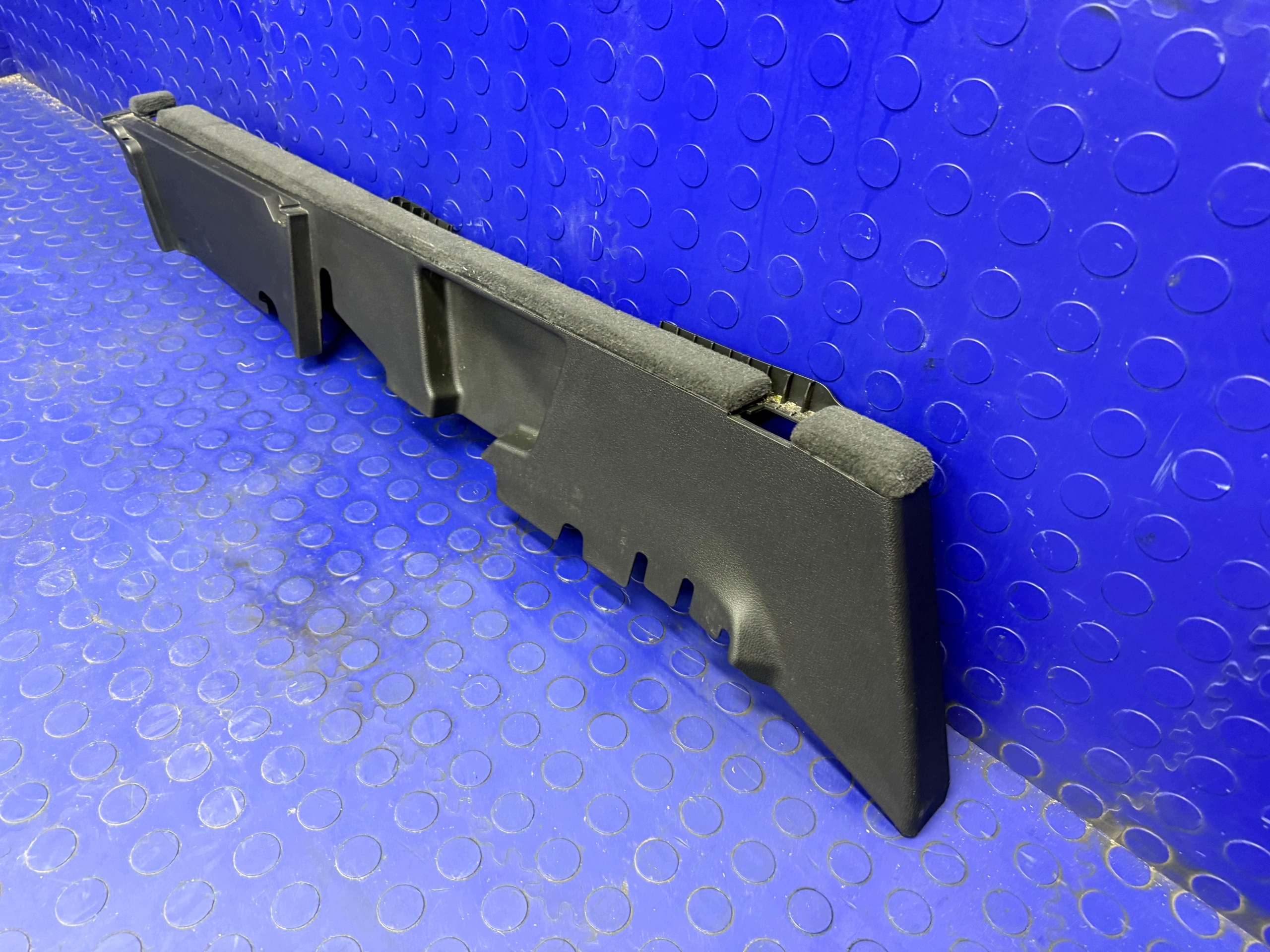 Support plancher coffre gauche Audi Q7 4M image 5