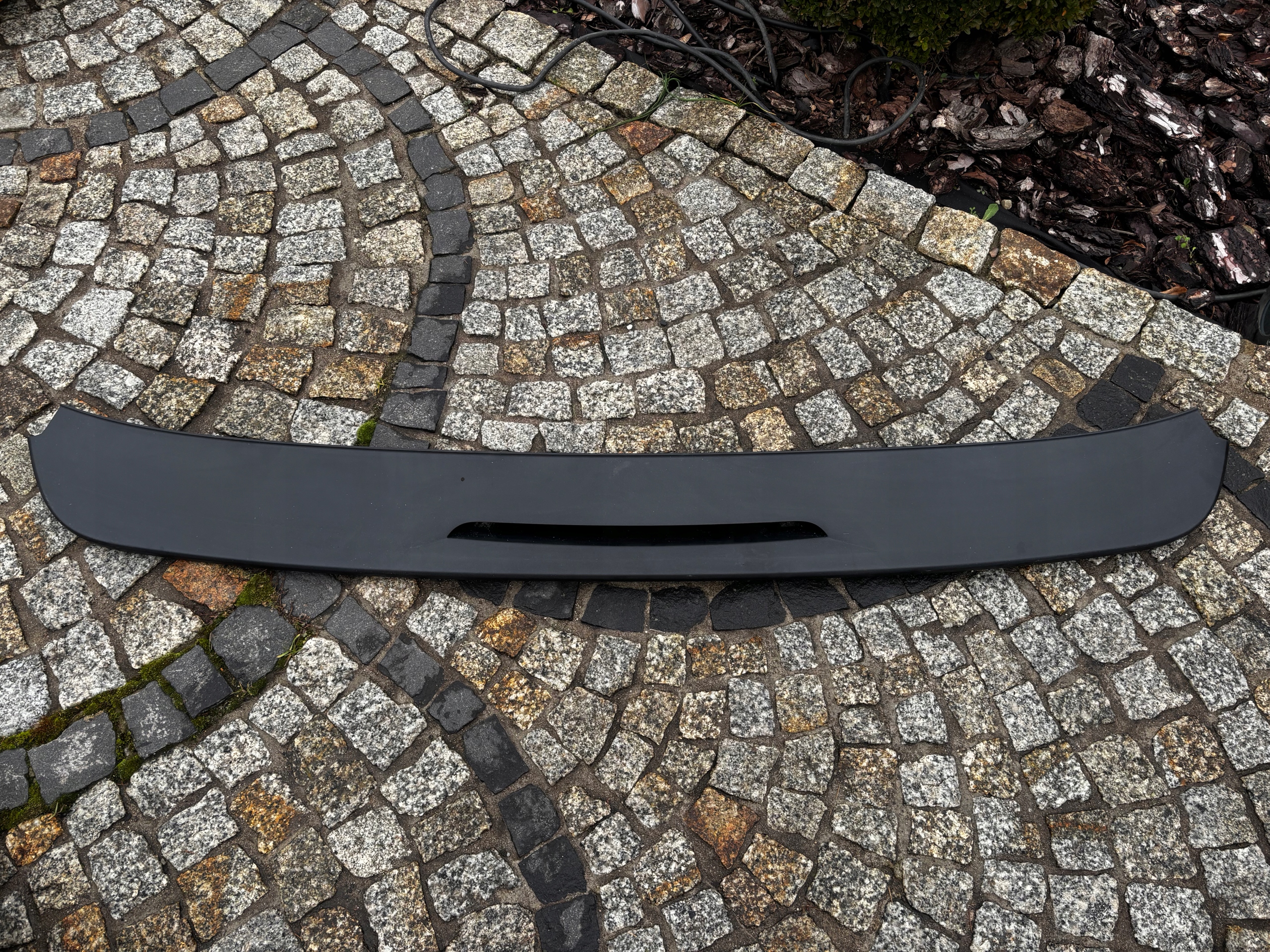 Spoiler coffre VW T7 7T0827361 occasion image 2