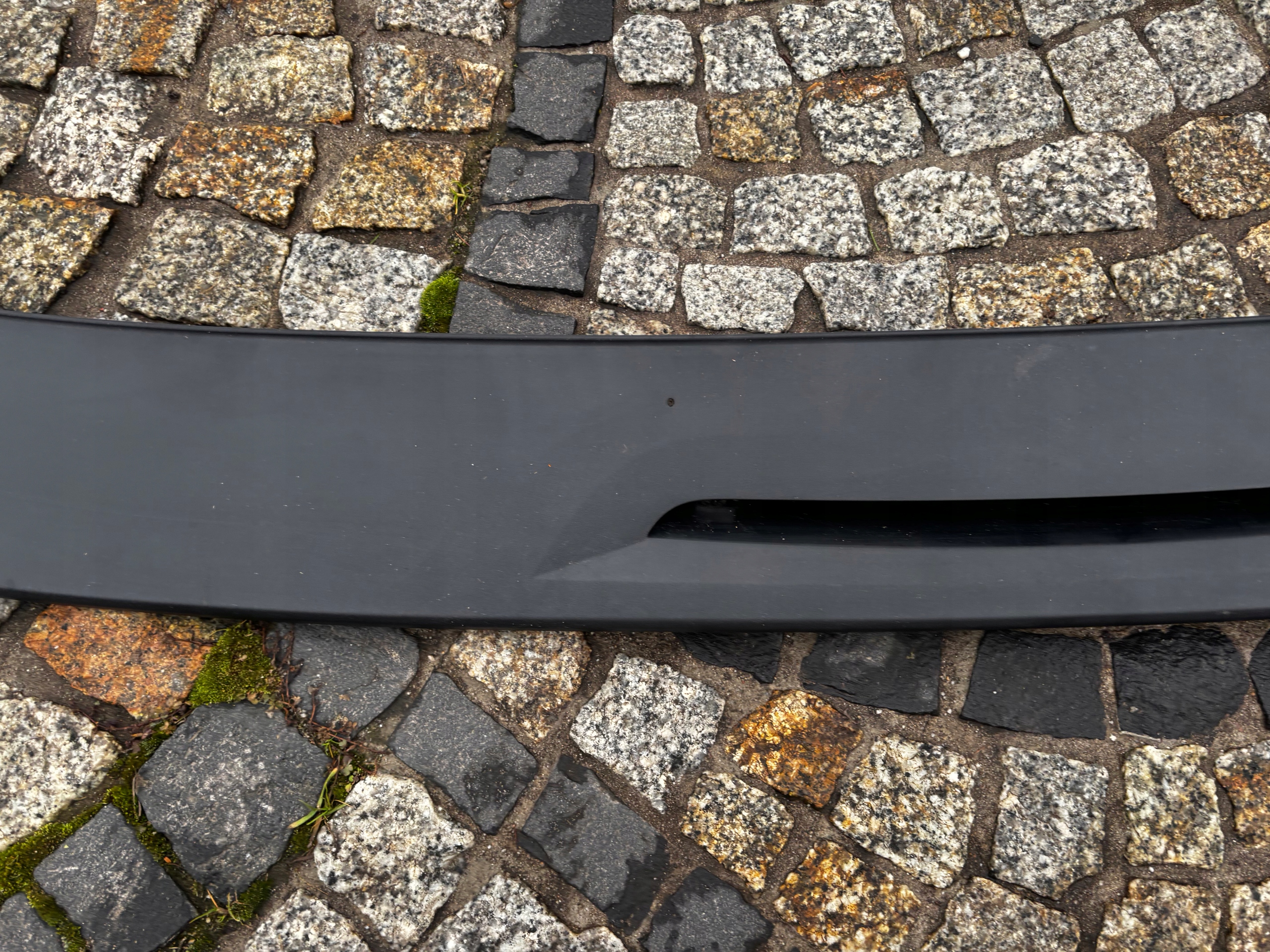 Spoiler coffre VW T7 7T0827361 occasion image 3