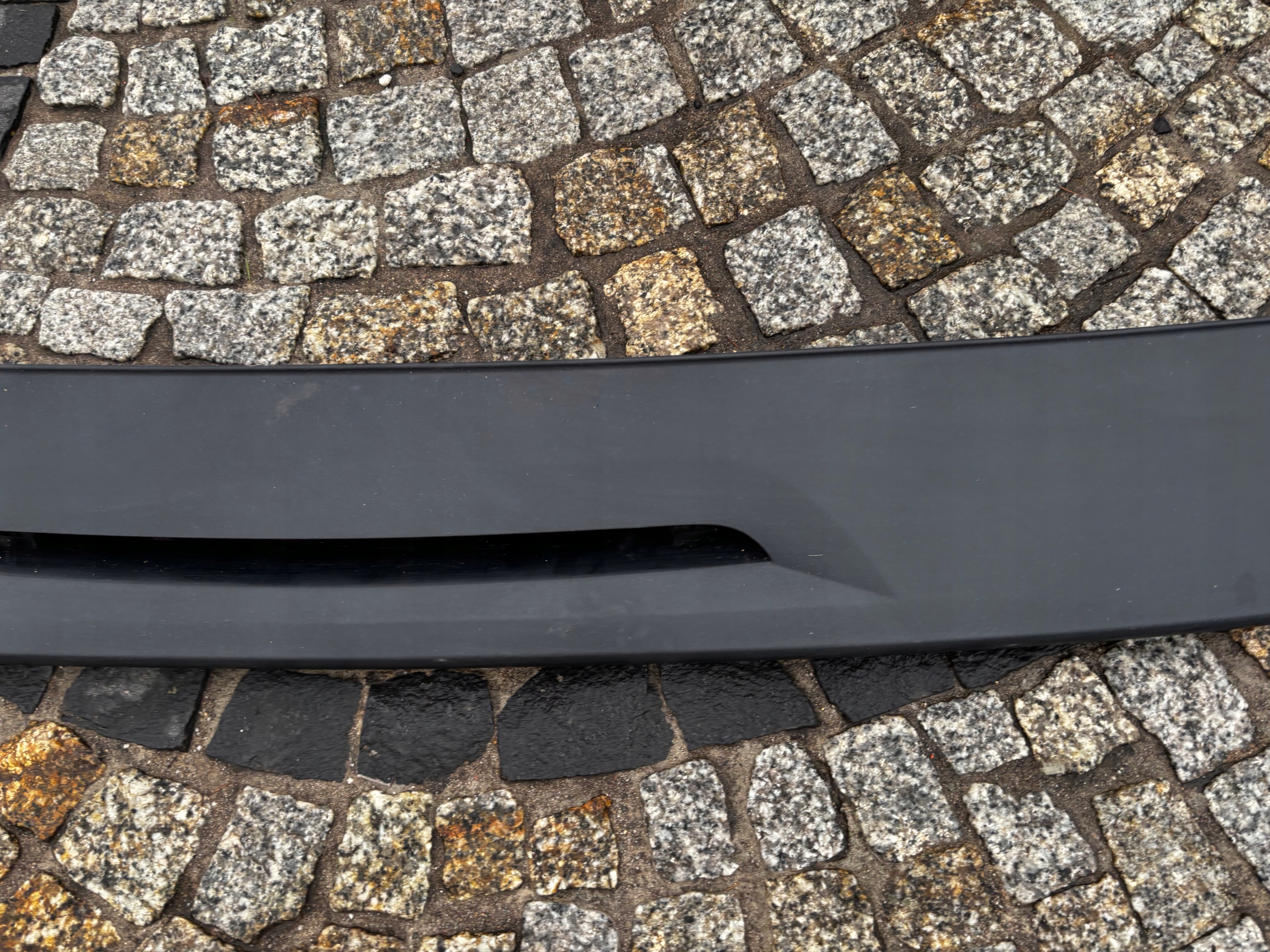 Spoiler coffre VW T7 7T0827361 occasion image 5