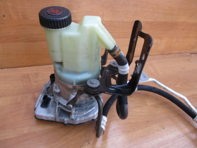 Säiliö ohjaustehostimen pumpulle A0035423 image 4