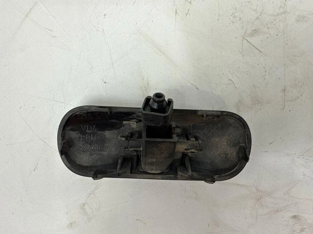 VW Passat Variant B6 vasen pysty lista 5M0955985C image 5
