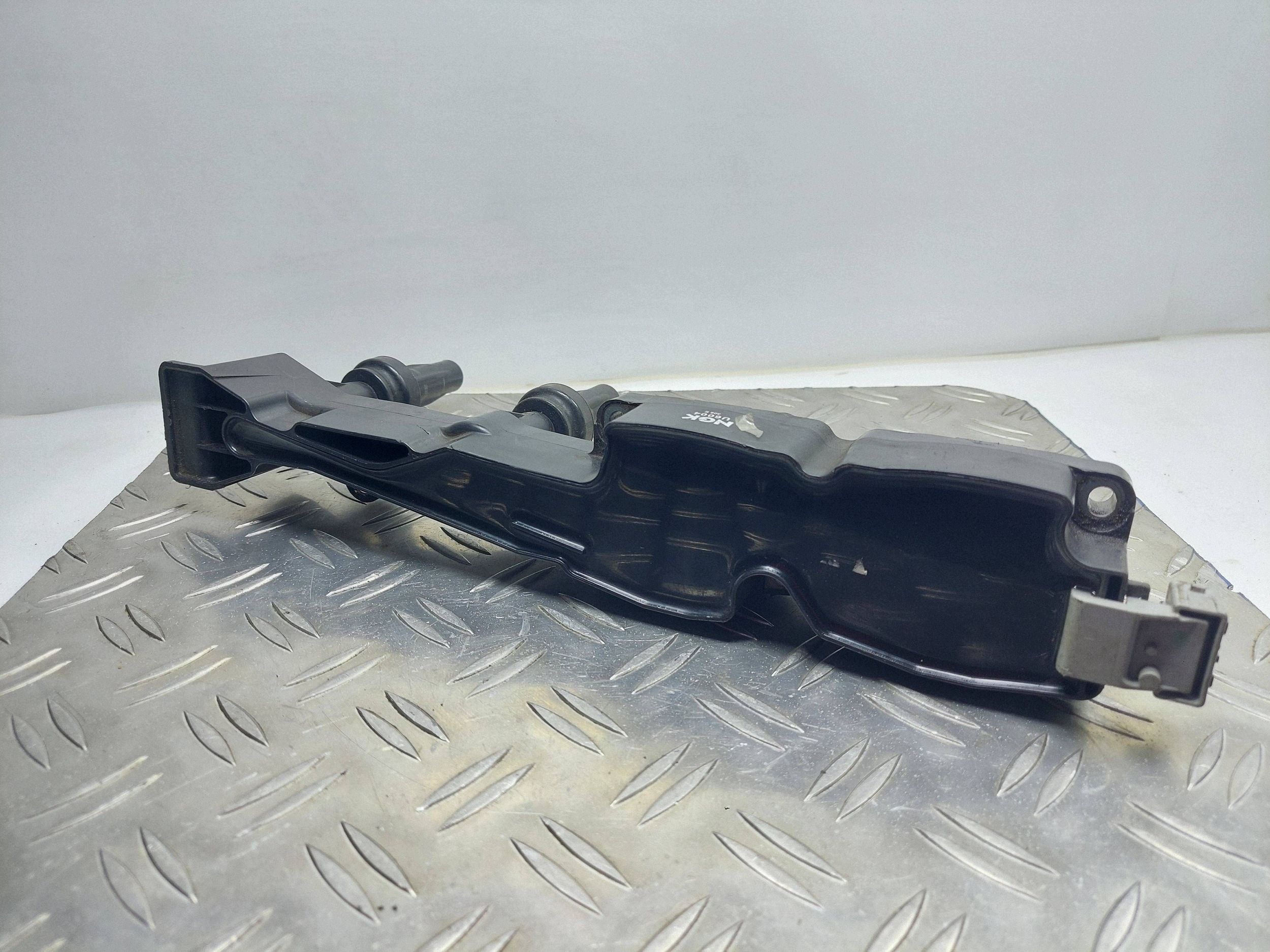 Sytytyspuola Peugeot 307 1.6 B NGK U6004