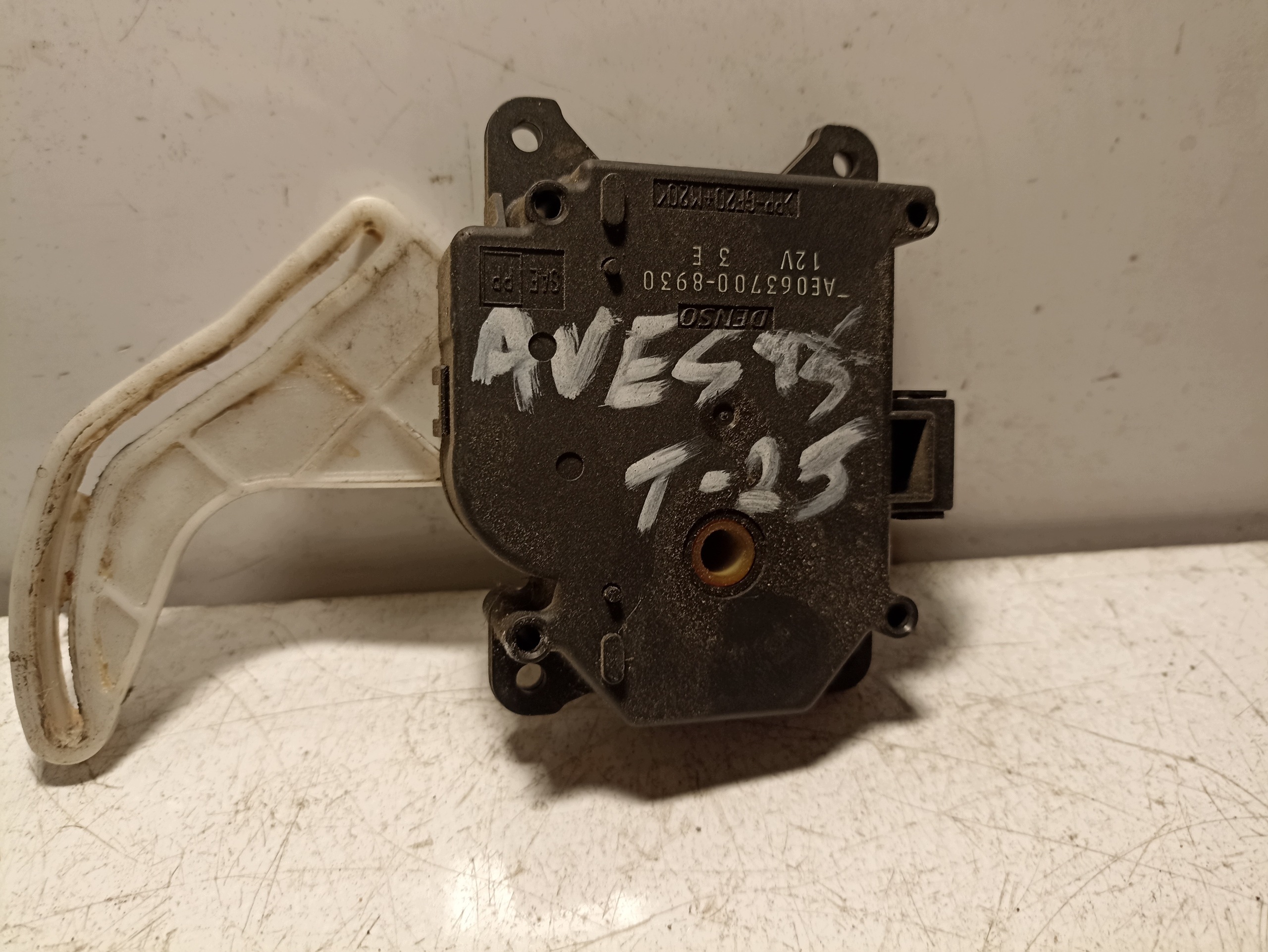 Ställdon värmeklaffar Toyota Corolla Verso II image 2