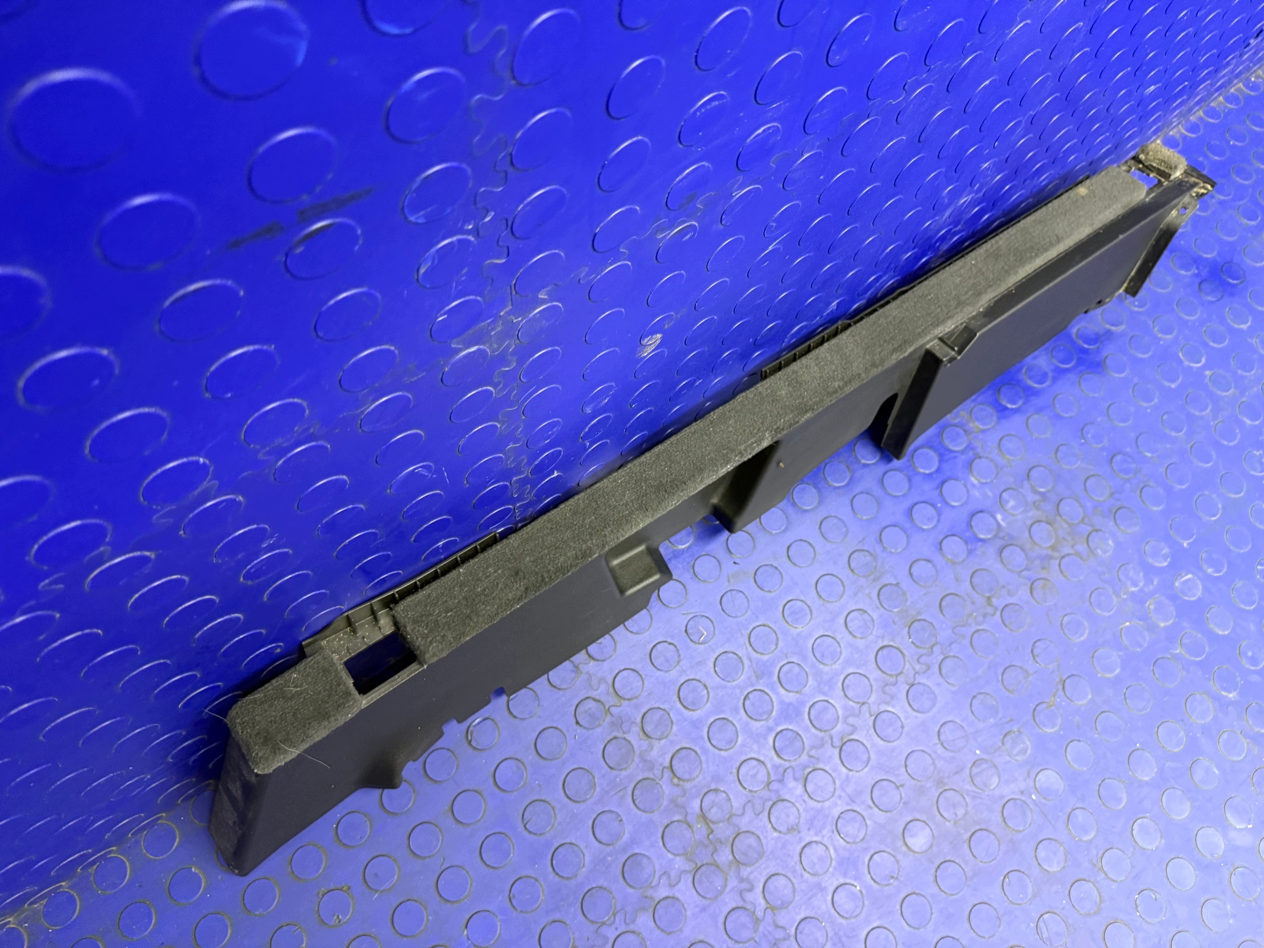 Support plancher coffre Audi Q7 4M 4M0863528F image 3