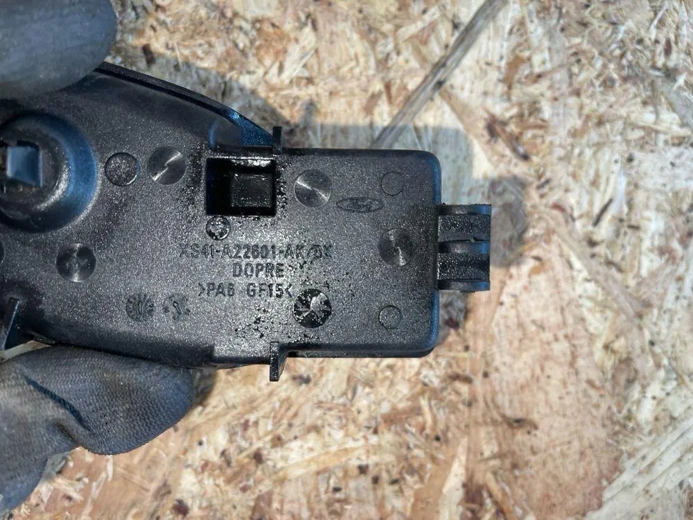 Innerdörrhandtag Vänster Fram Ford Focus MK1 image 8